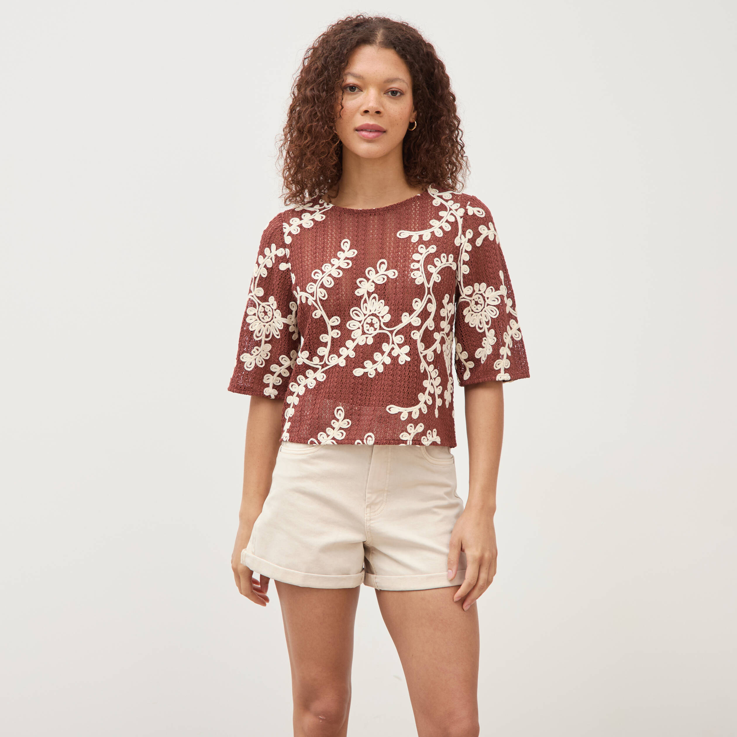 T-shirt brod&eacute; col rond manches 3/4 marron cognac femme