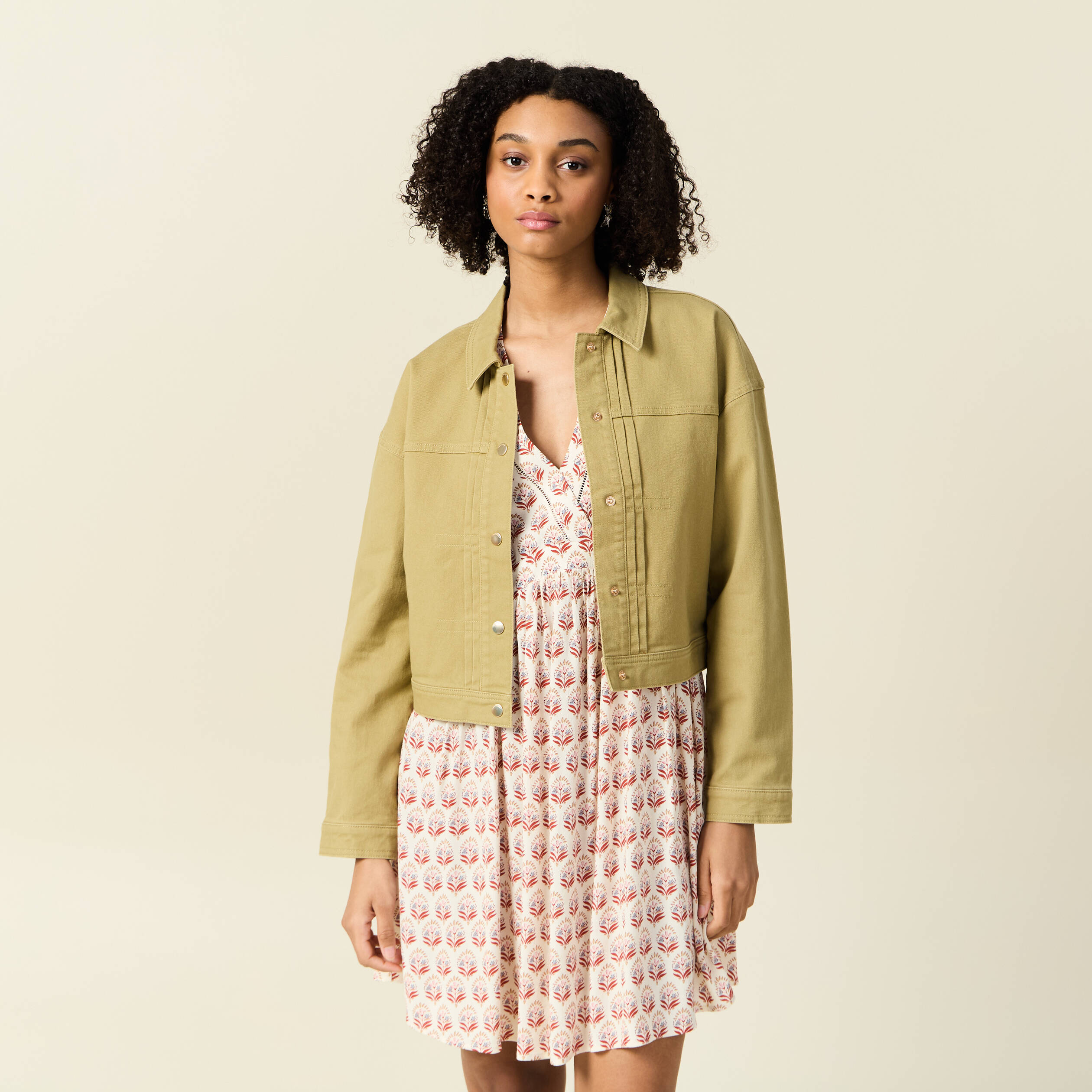 blouson boutonne vert olive femme Blouson boutonné vert olive femme