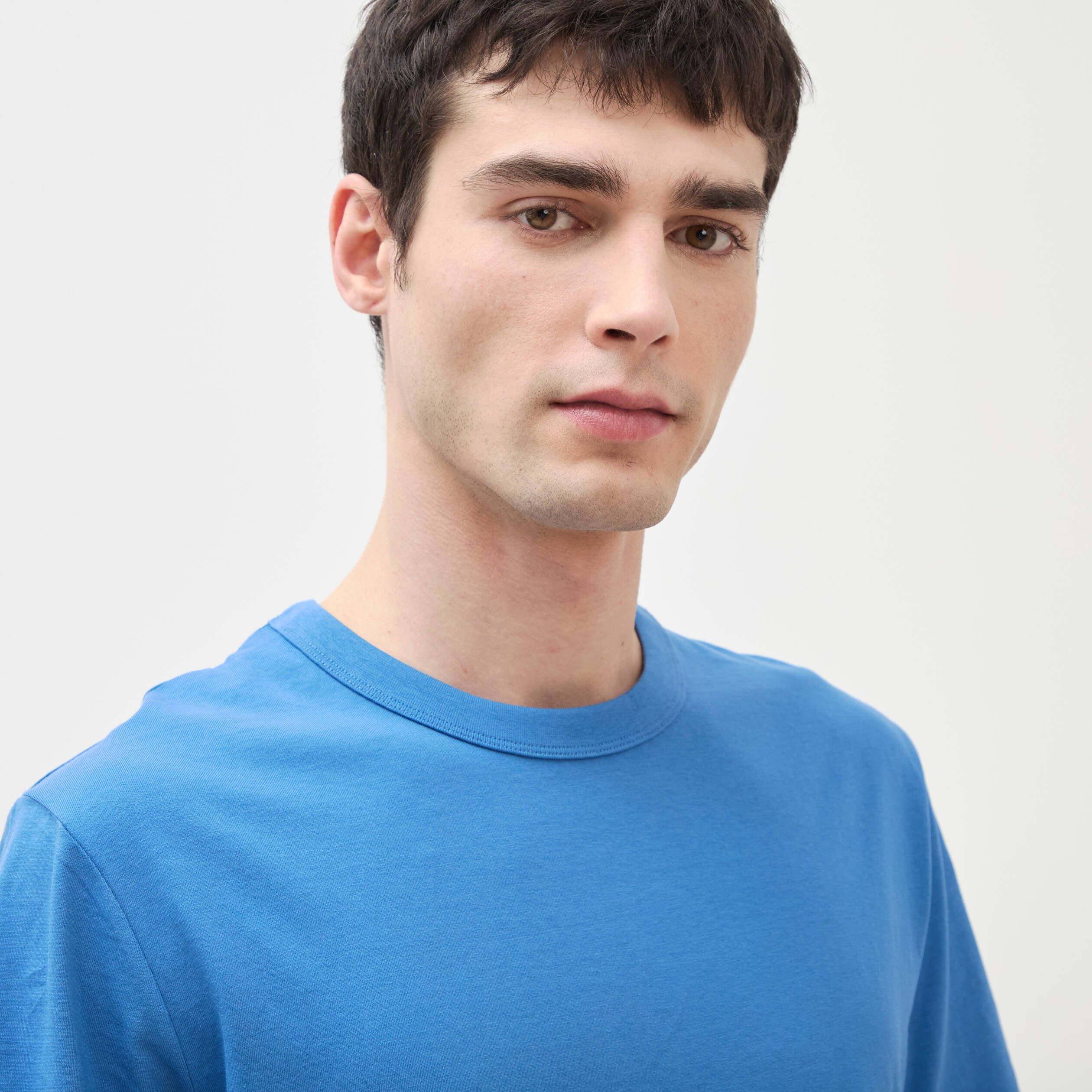 T-shirt en coton manches courtes bleu fonc&eacute; homme
