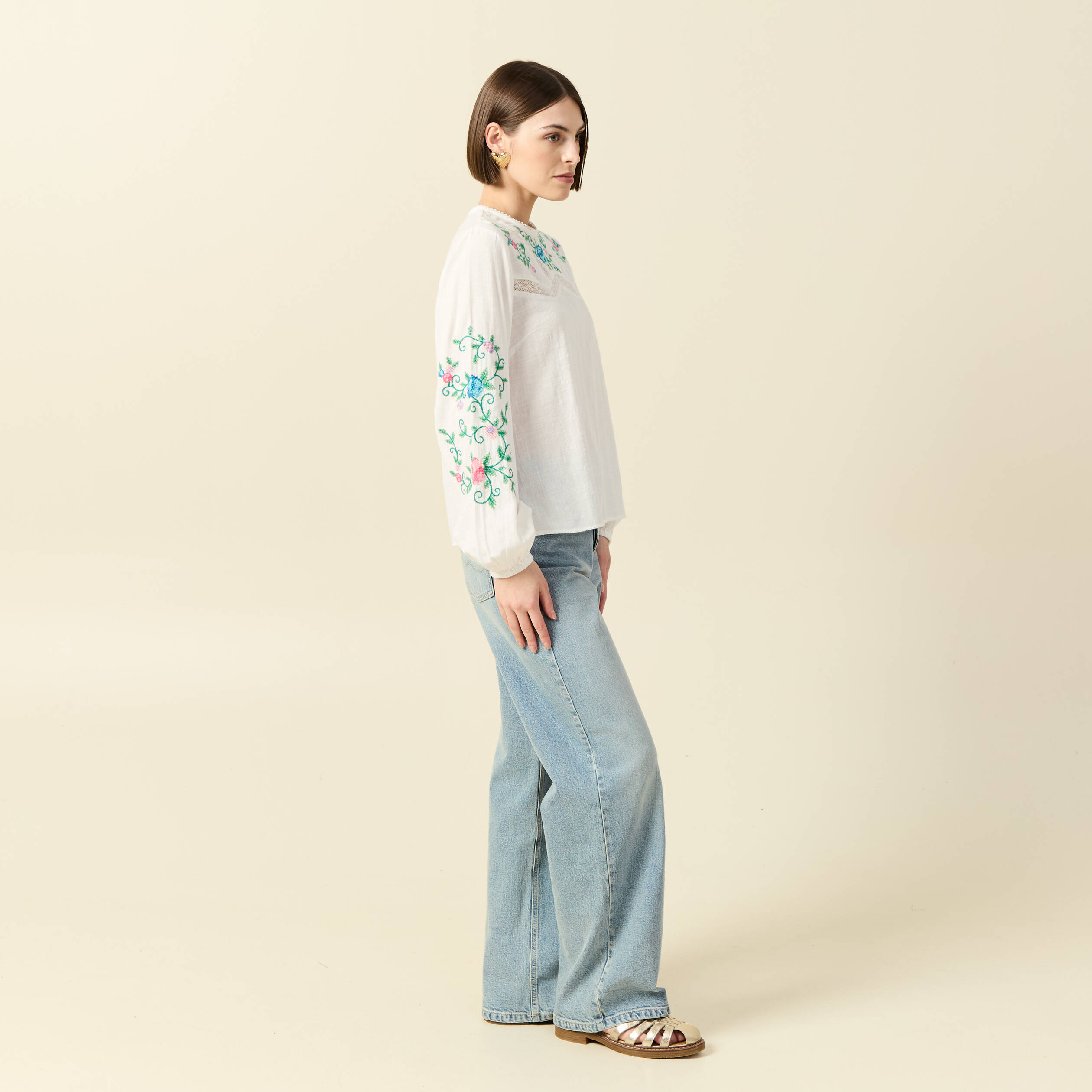 Chemise bord&eacute;e en coton manches longues ecru femme