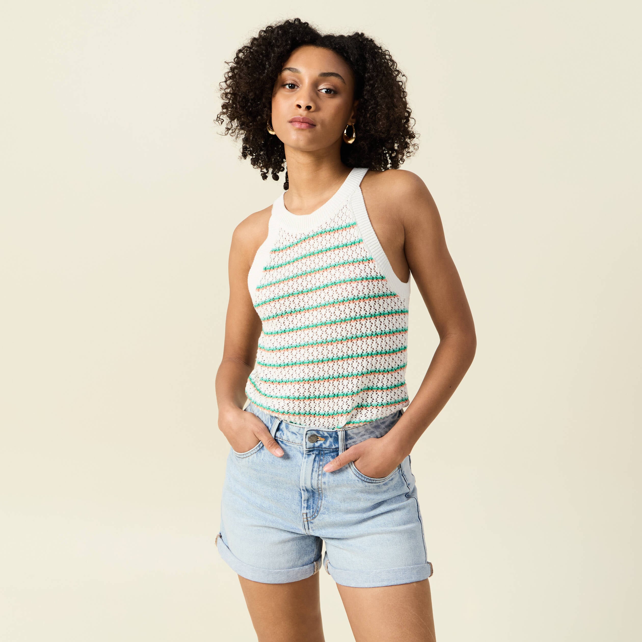 D&eacute;bardeur tricot ajour&eacute; blanc femme
