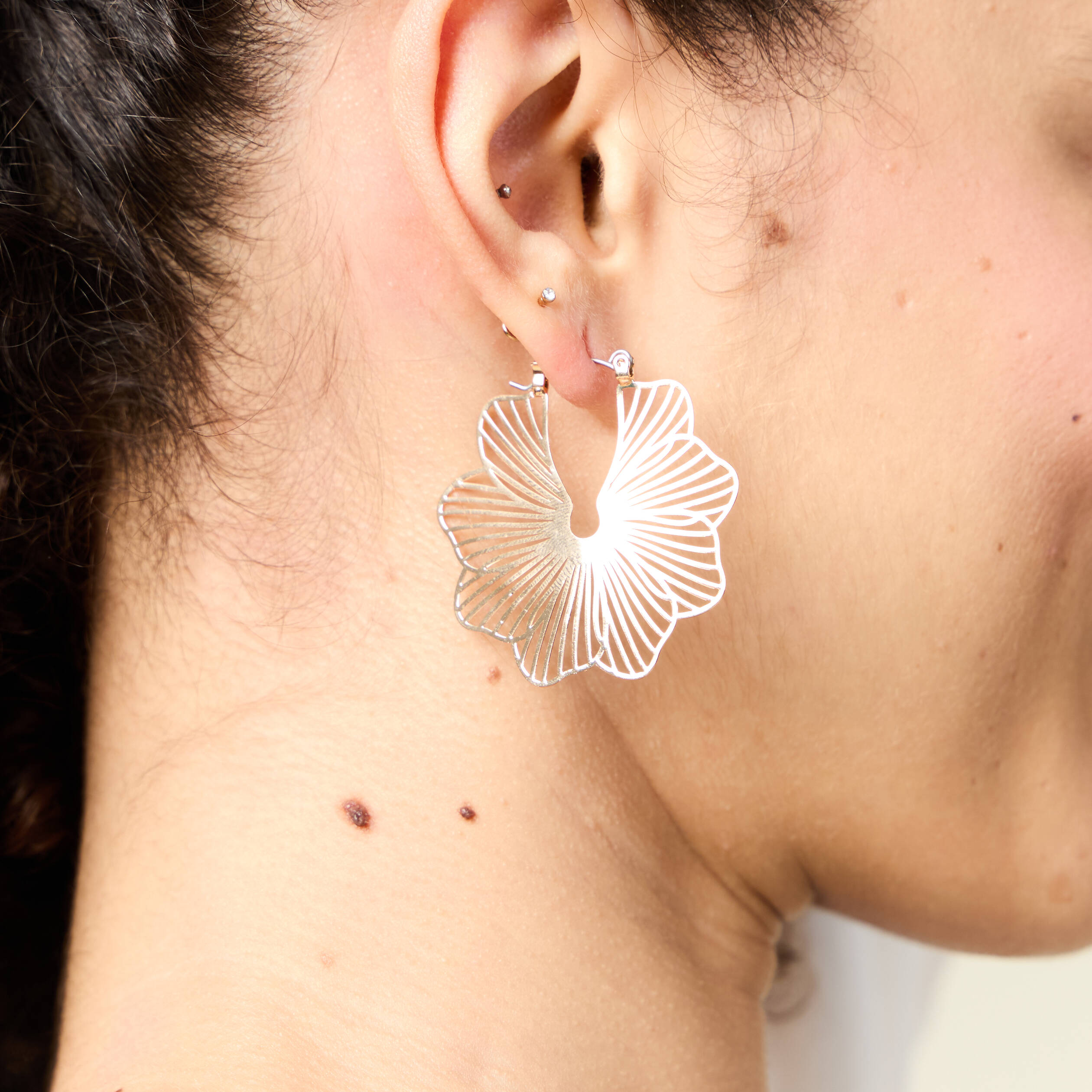 boucles doreilles creoles couleur or femme Boucles d'oreilles créoles couleur or femme