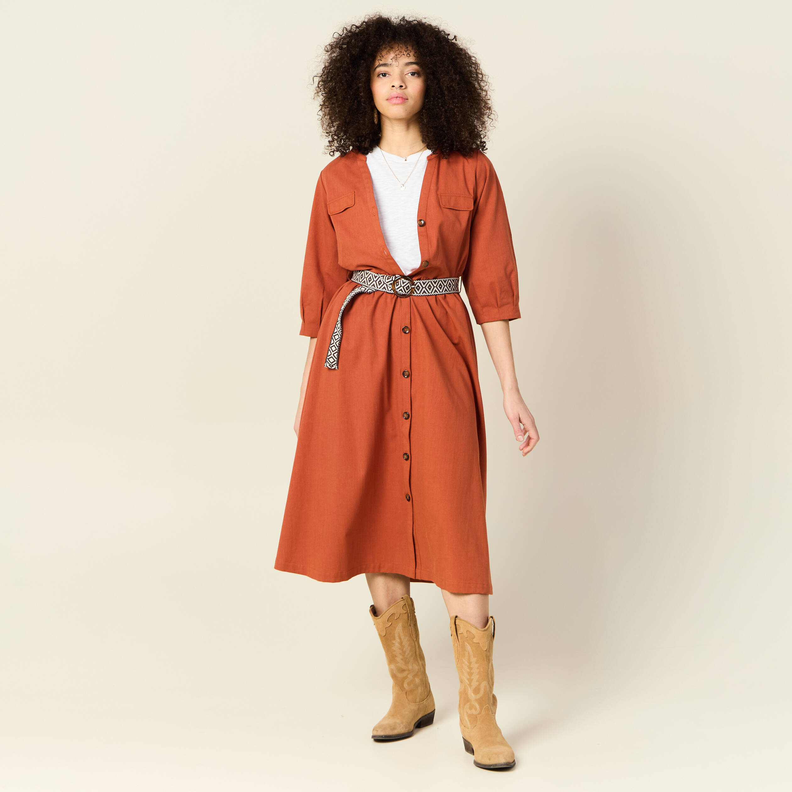 robe midi evasee ceinturee marron cognac femme Robe midi évasée ceinturée marron cognac femme