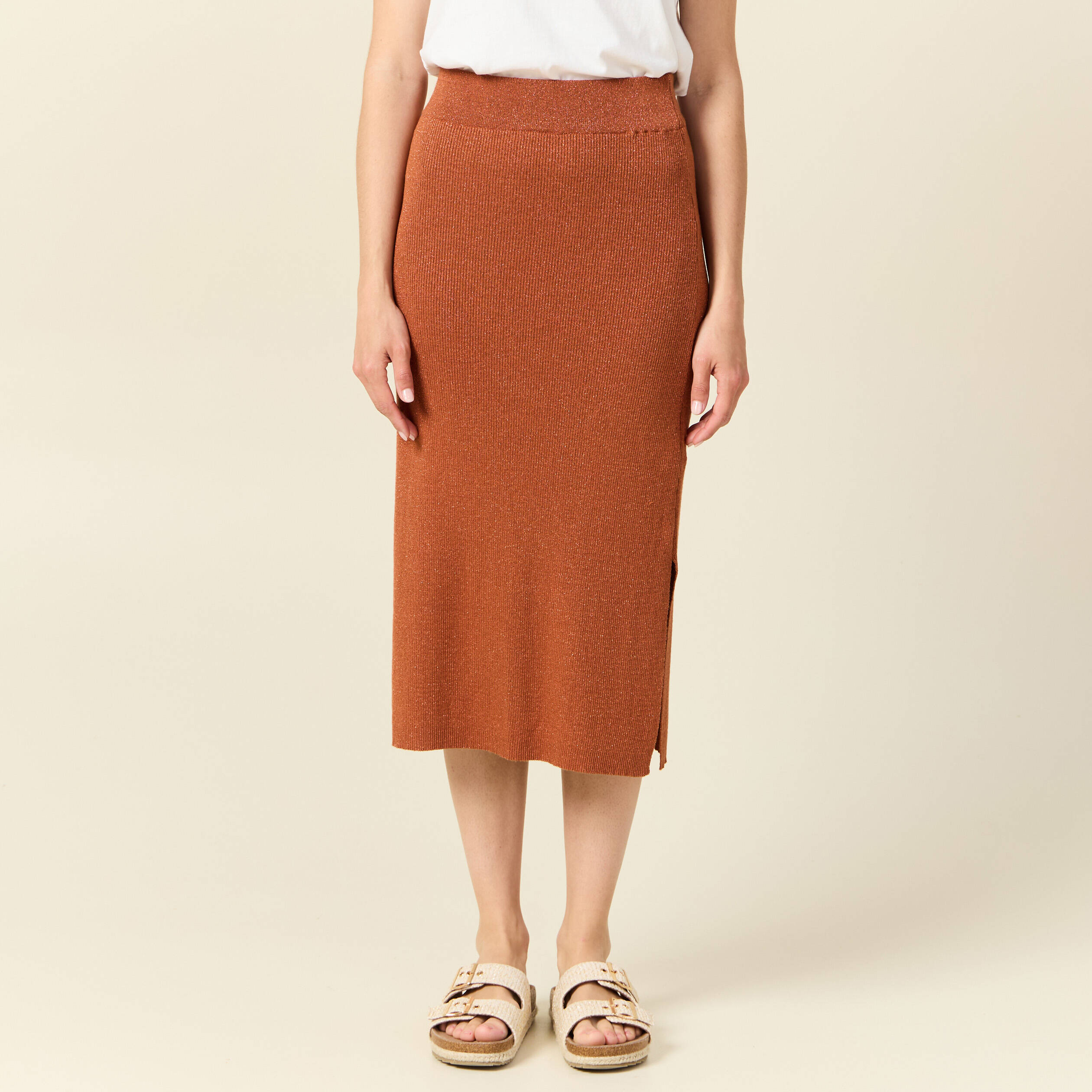 jupe longue ajustee en tricot orange fonce femme Jupe longue ajustée en tricot orange foncé femme