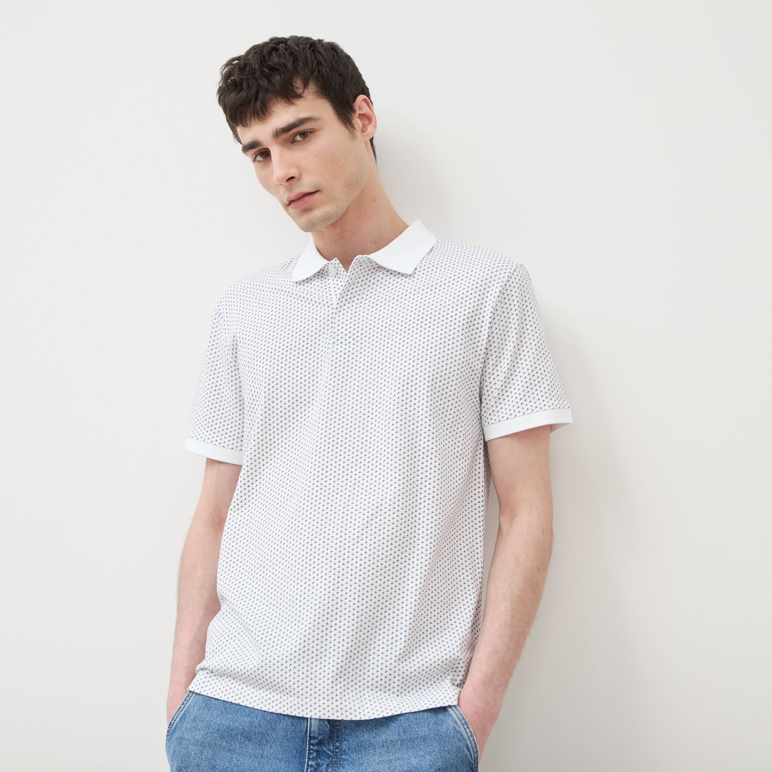 Polo cintr&eacute; en coton manches courtes blanc homme