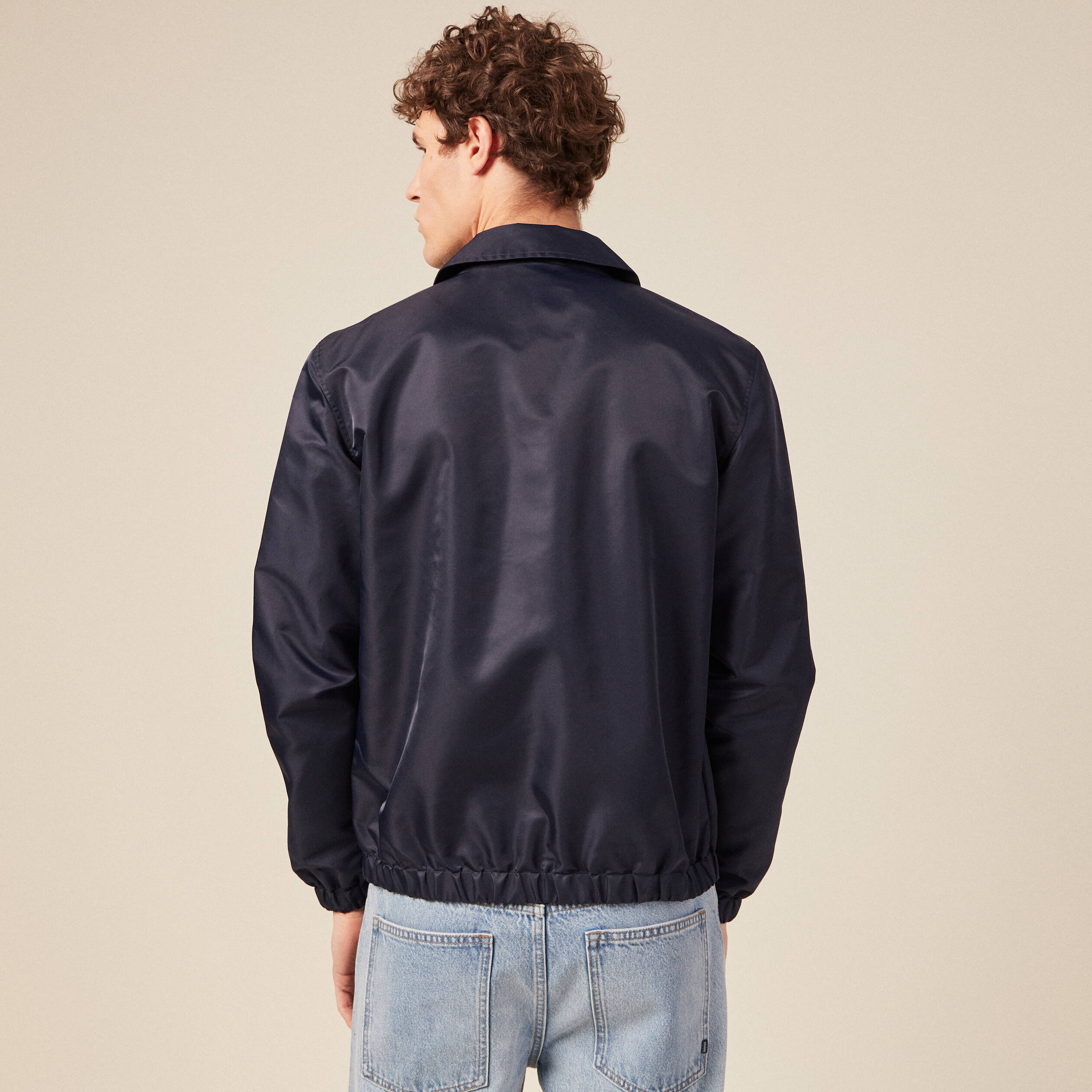 Veste broderie bas resserr&eacute; bleu marine homme