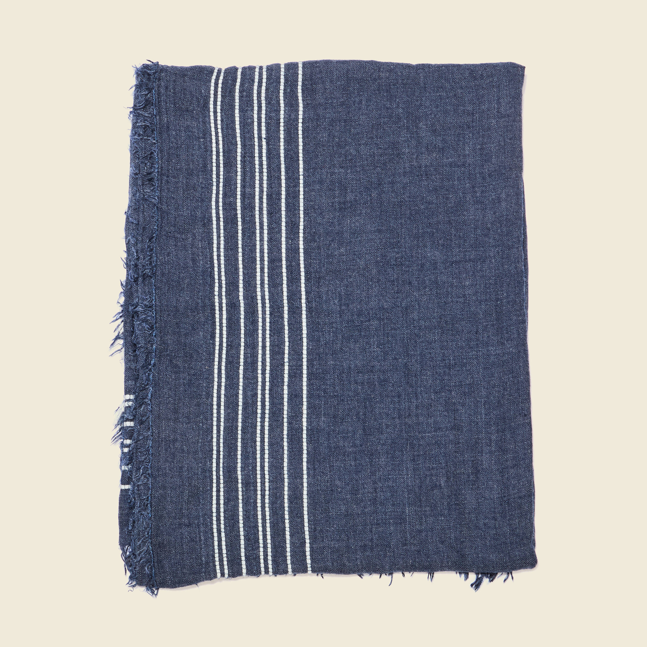 foulard a franges bleu fonce homme Foulard à franges bleu foncé homme