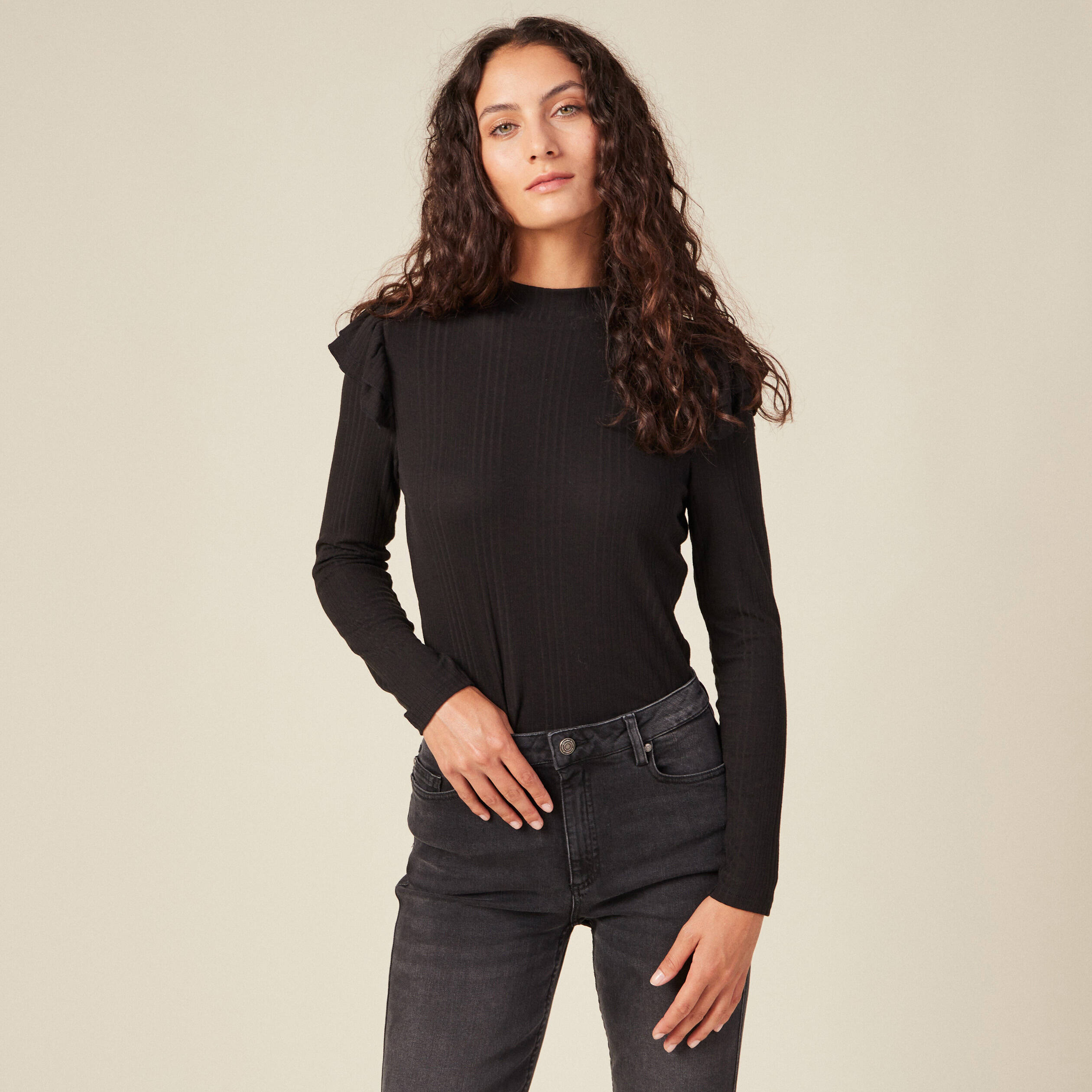 T-shirt manches longues côtelé noir femme