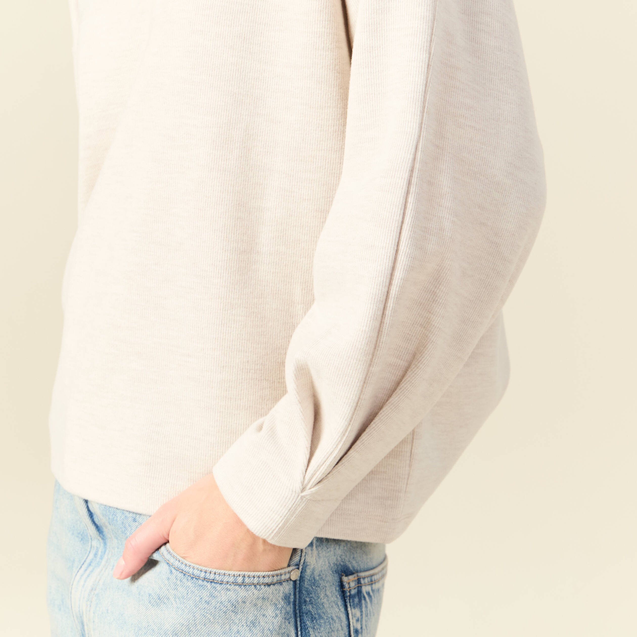 Sweat oversize col rond manches longues creme femme