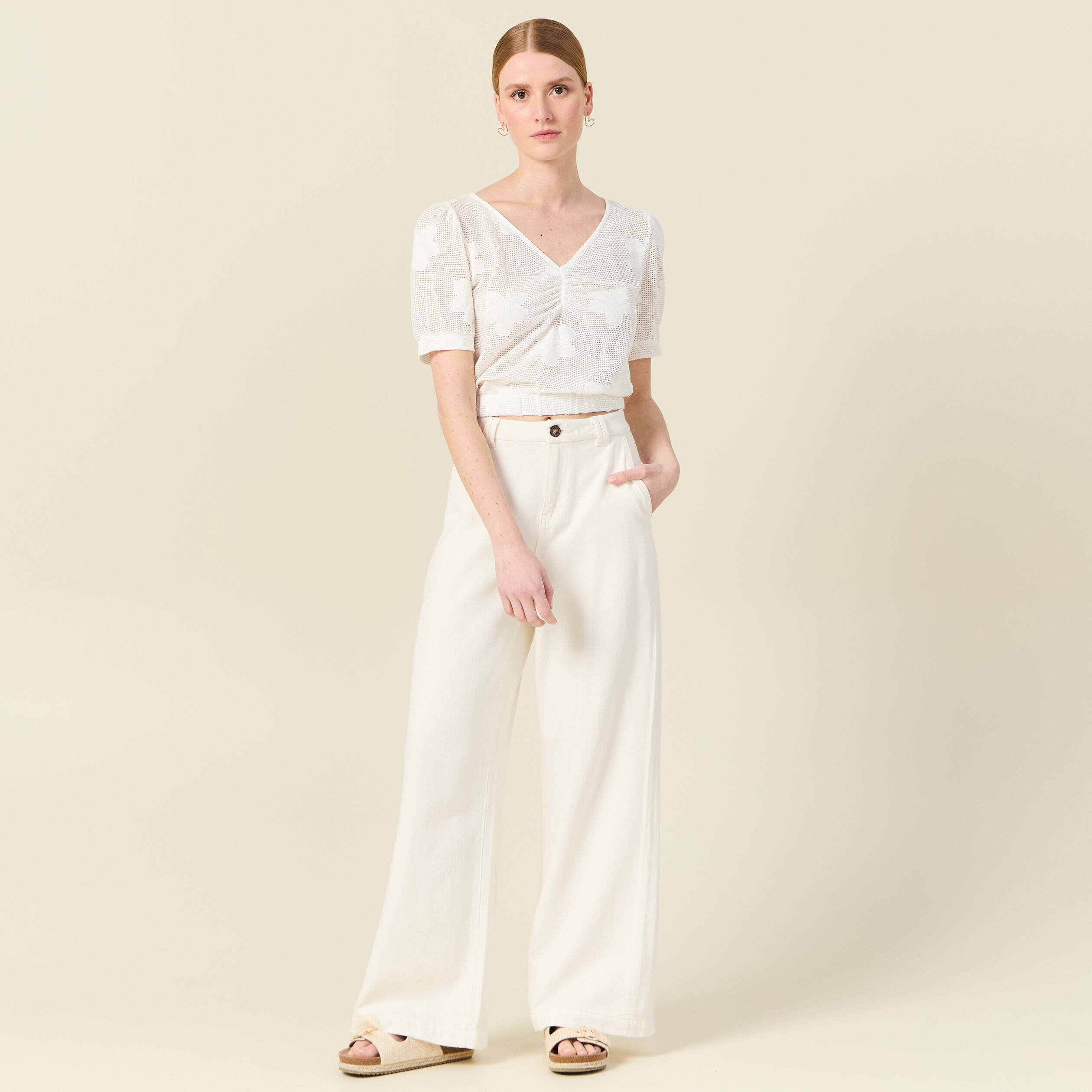 t shirt manches courtes ajoure creme femme T-shirt manches courtes ajouré creme femme