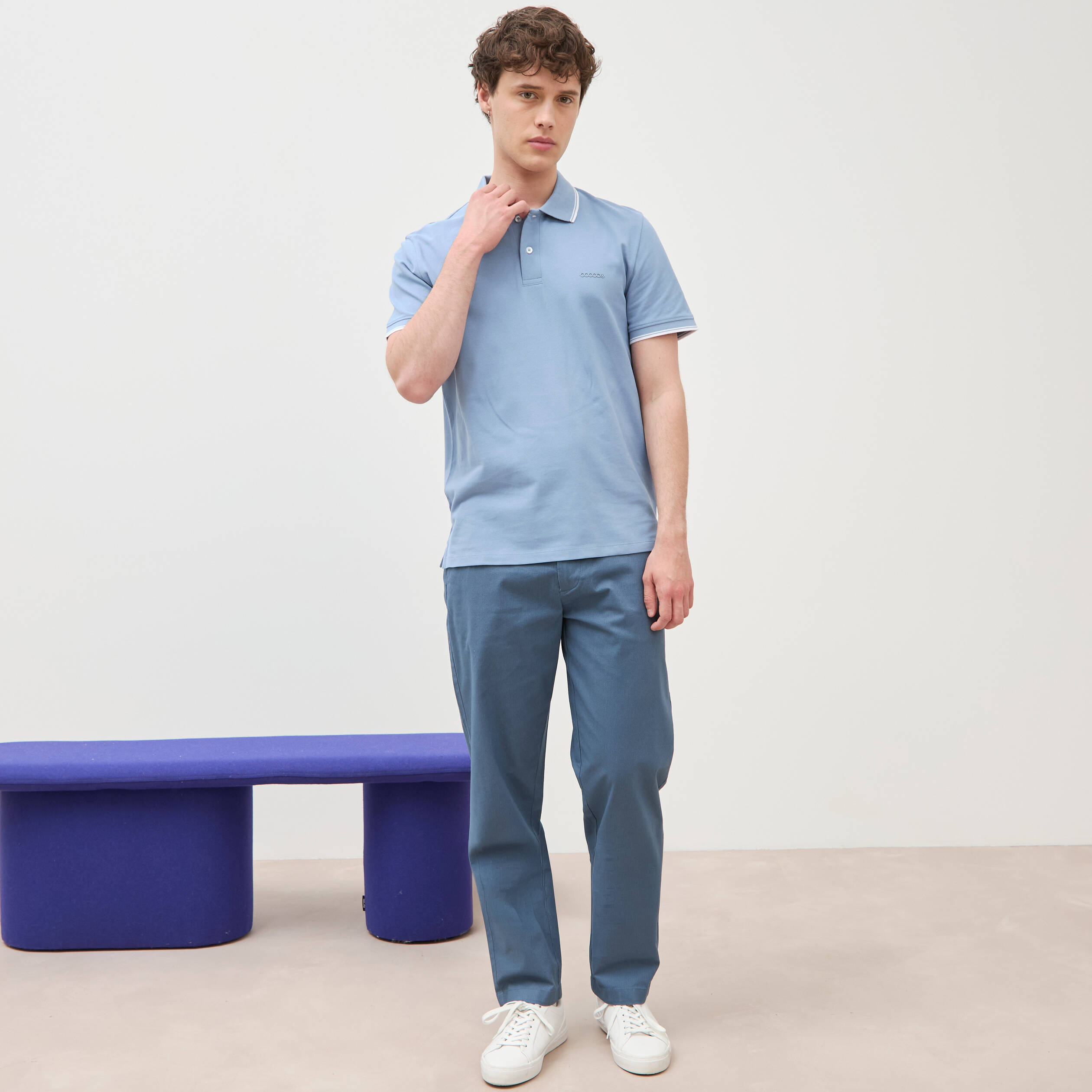 Pantalon regular longueur 32 bleu fonc&eacute; homme