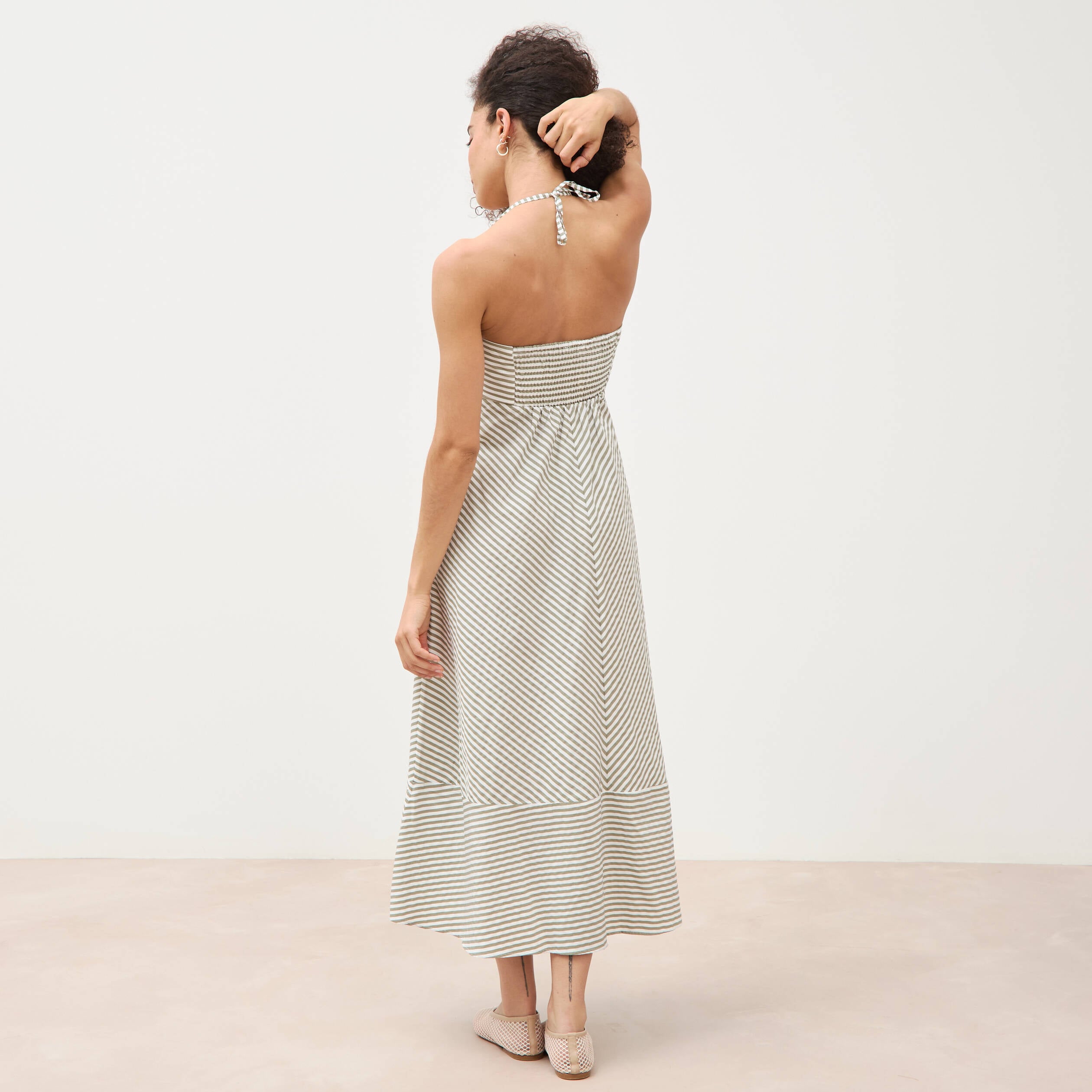 Robe longue &eacute;vas&eacute;e &agrave; bretelles bleu gris femme