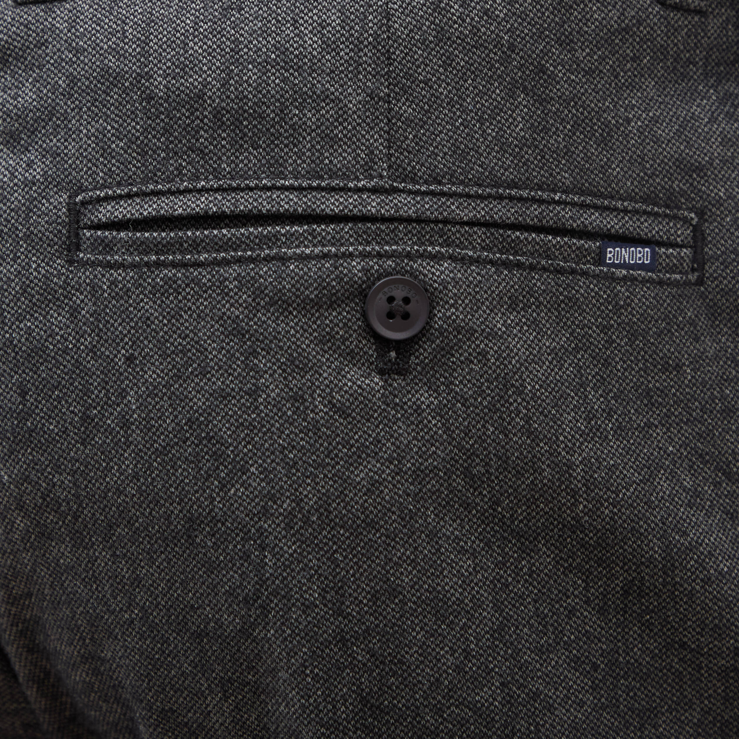 Pantalon chino avec ceinture gris fonc&eacute; homme