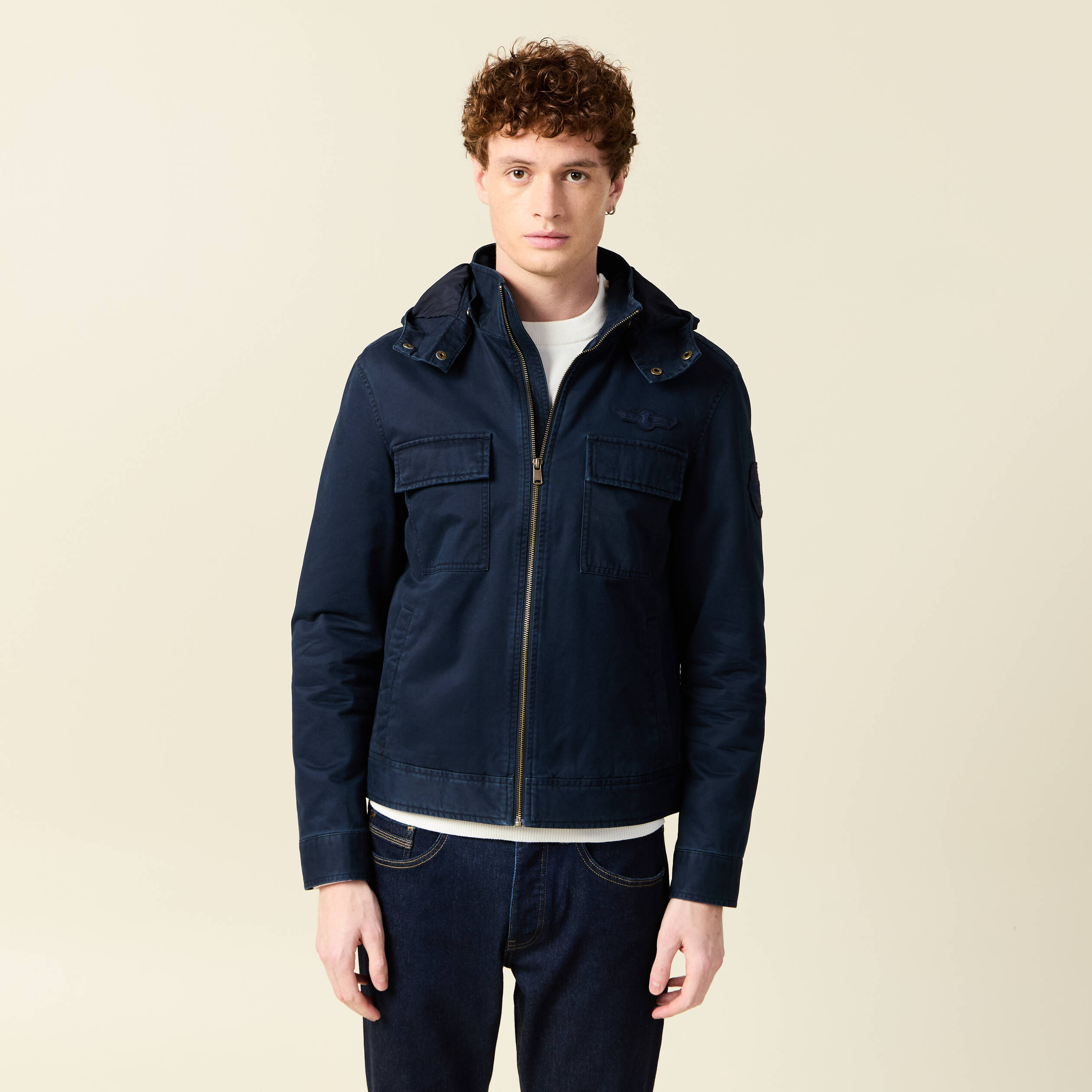 Blouson col montant à capuche bleu marine homme