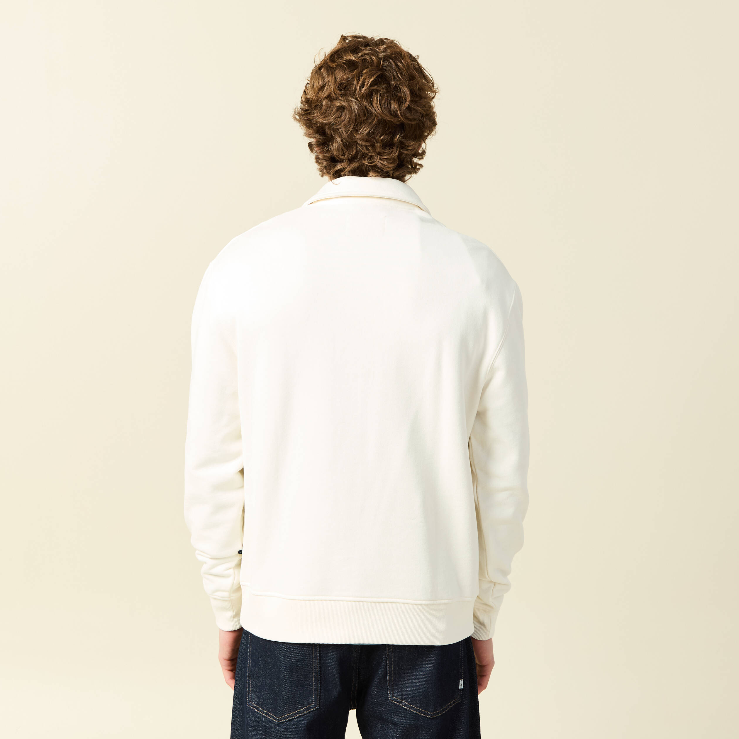 Sweat manches longues col zipp&eacute; en coton ecru homme