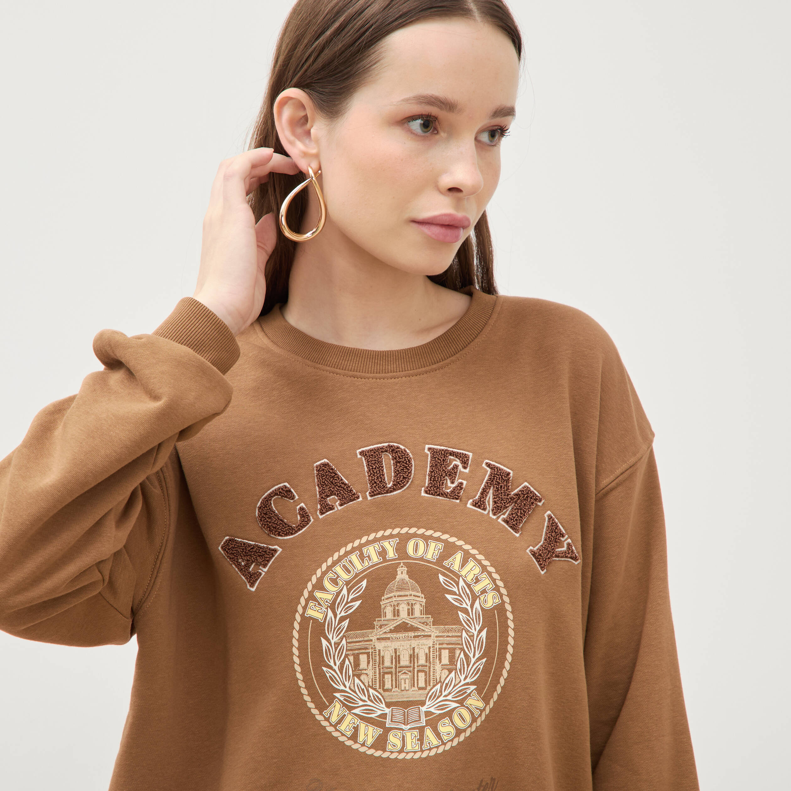 Sweat col rond manches longues marron femme