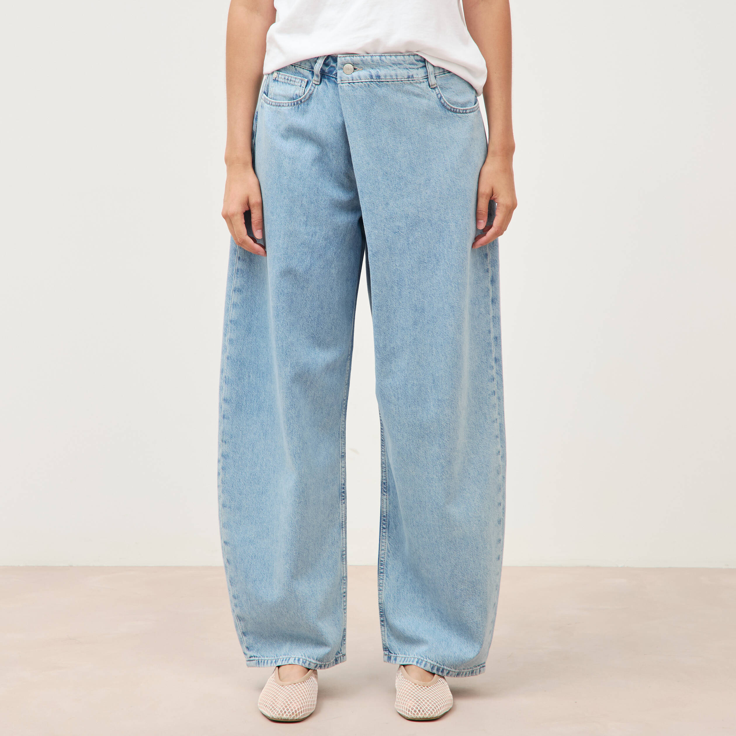 Jeans wide leg cropped taille bascul&eacute;e bleu ciel femme