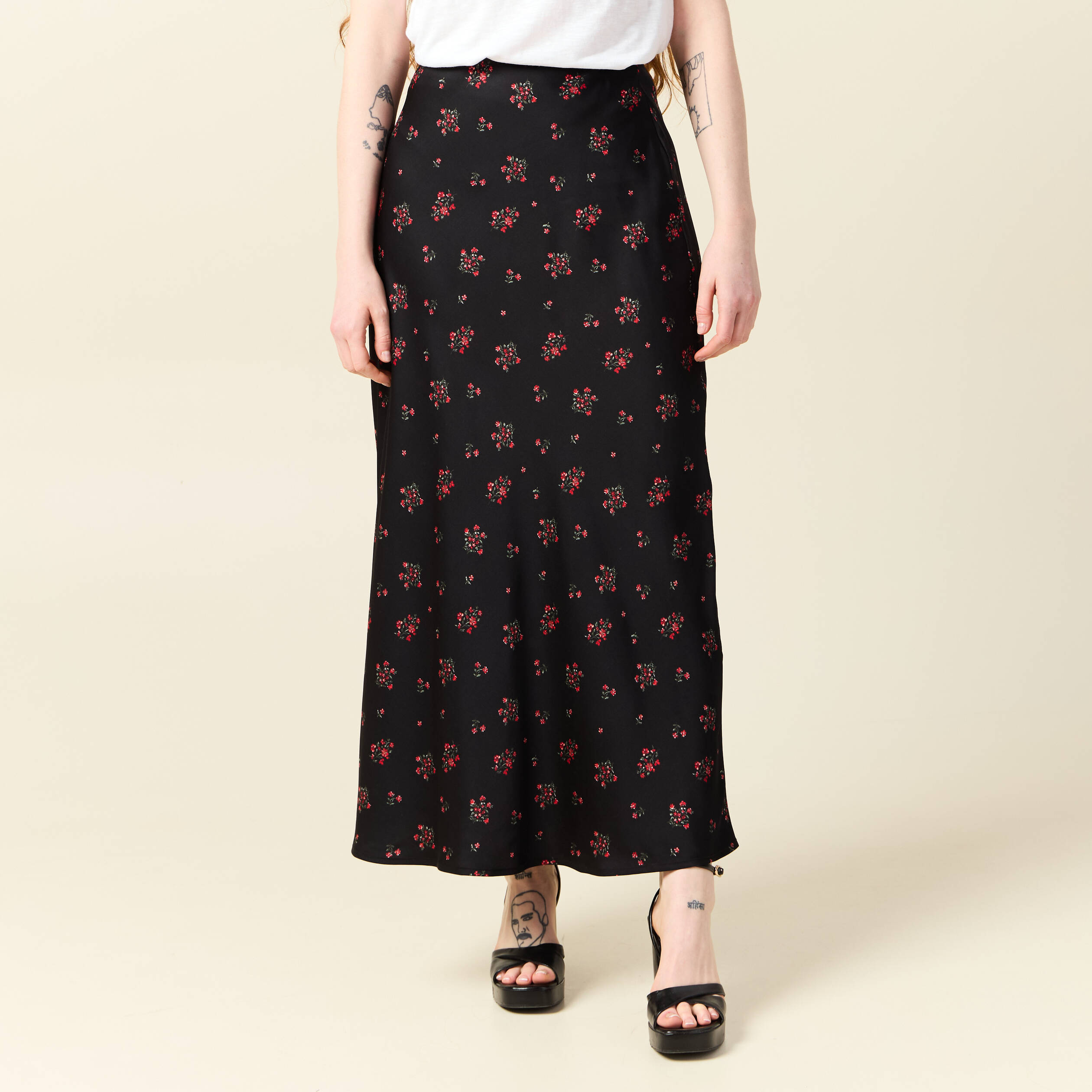 Jupe longue droite satin noir femme