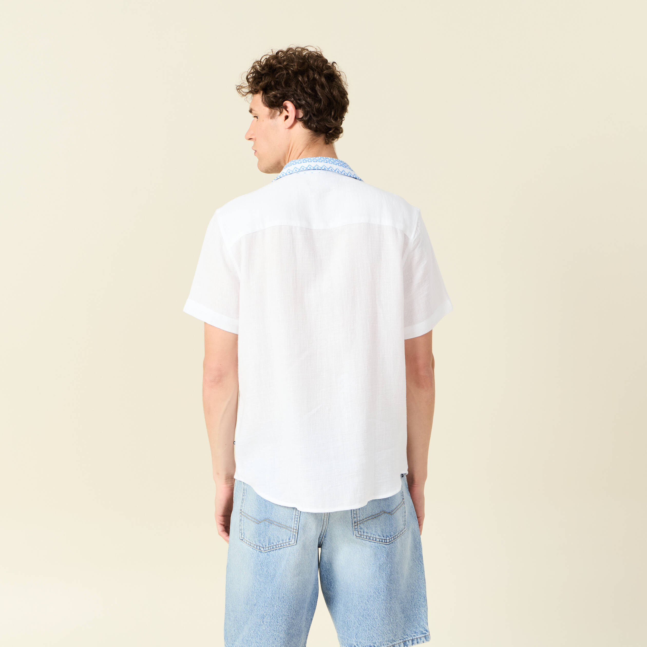 chemise manches courtes blanc homme Chemise manches courtes blanc homme