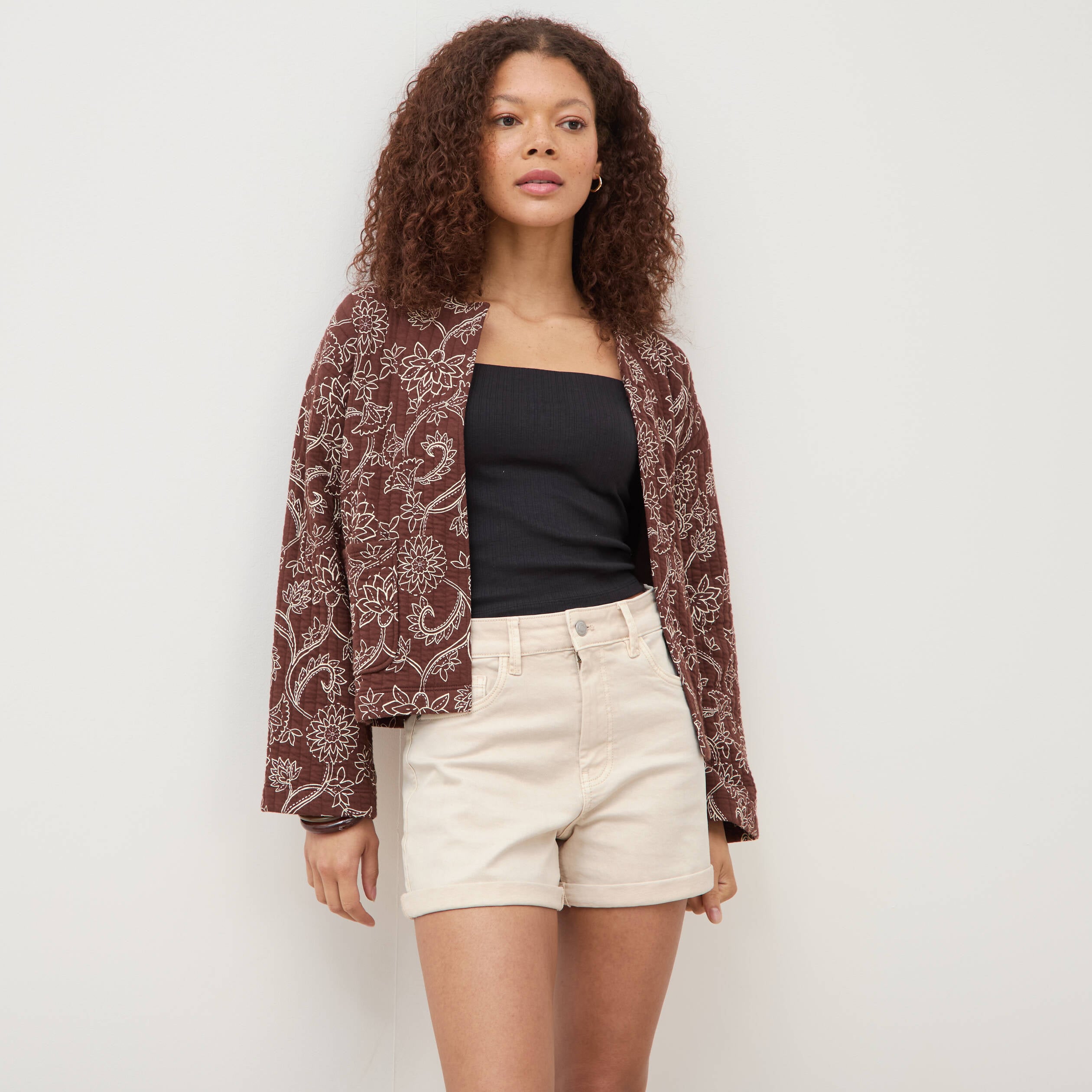 Gilet matelass&eacute; col rond marron femme