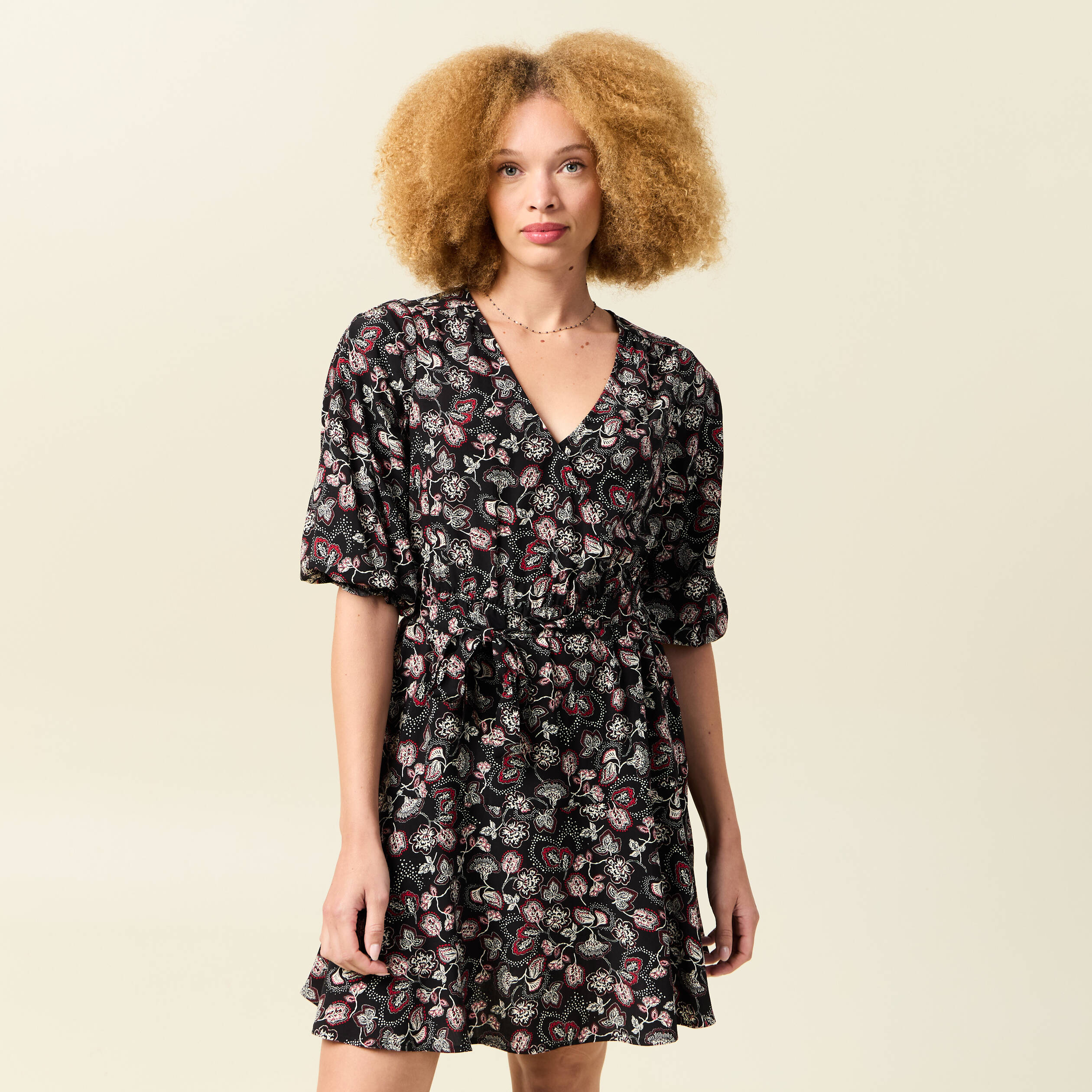 Robe évasée fluide manches 3/4 noir femme