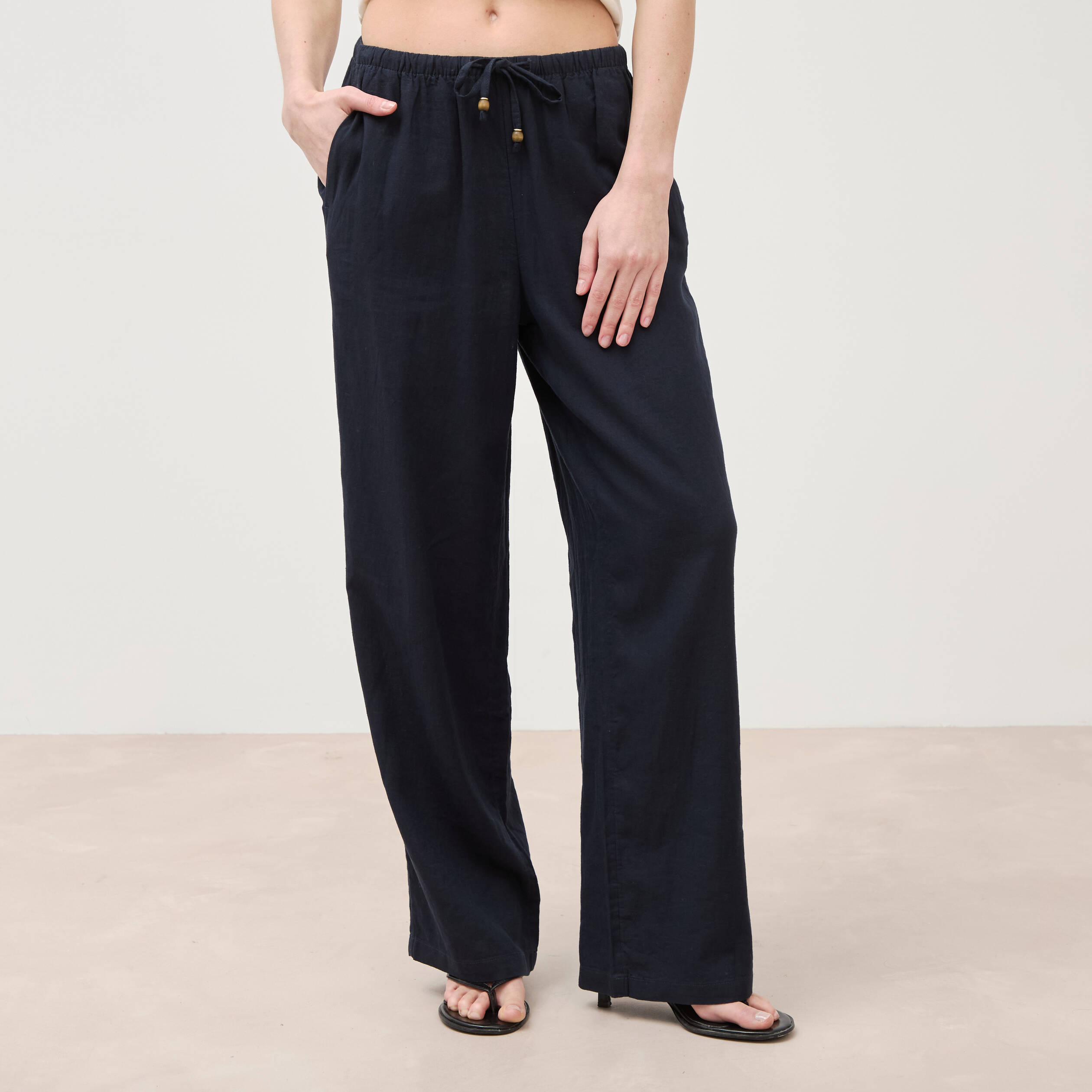Pantalon standard fluide bleu marine femme