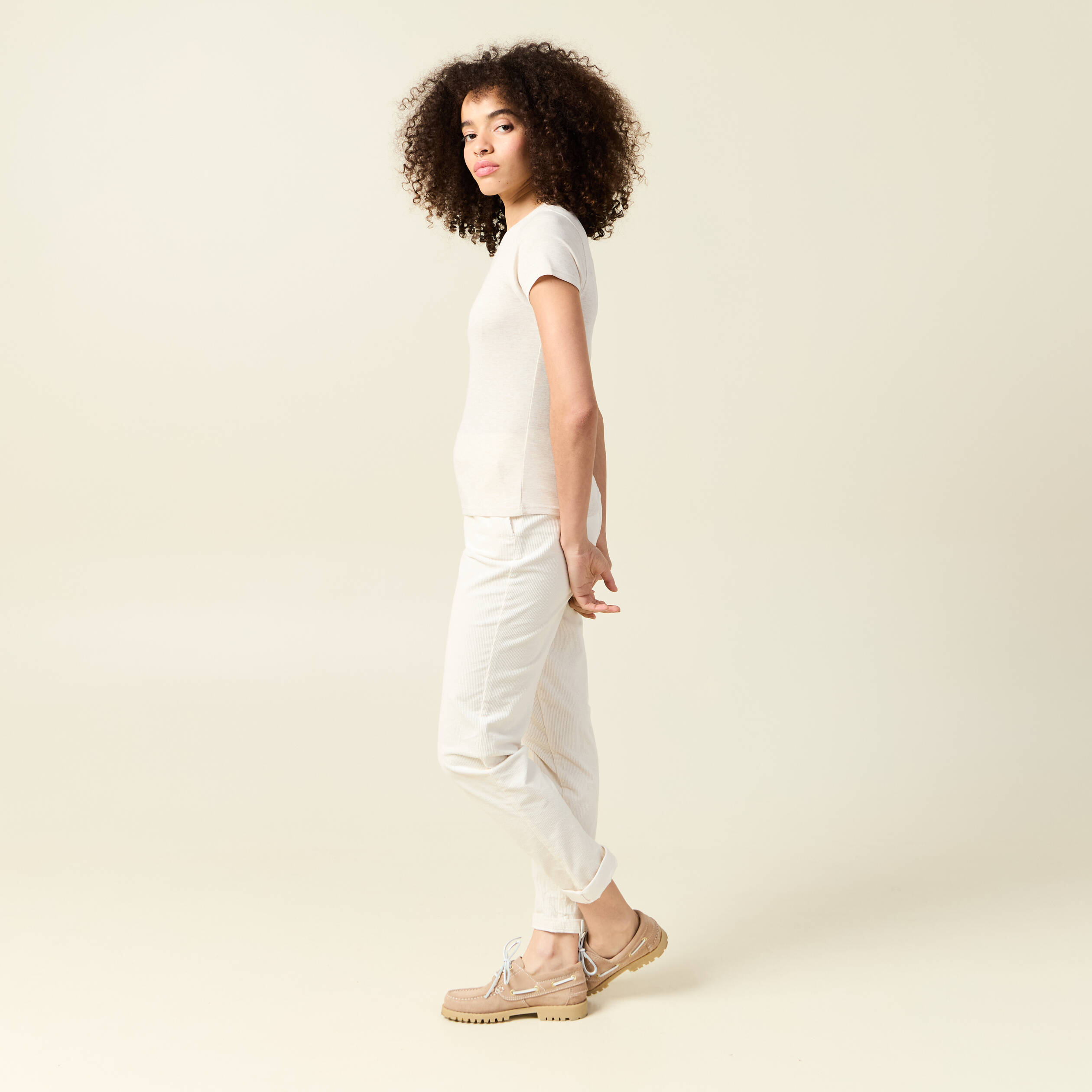 short cintre manches courtes col rond beige femme Short cintré manches courtes col rond beige femme