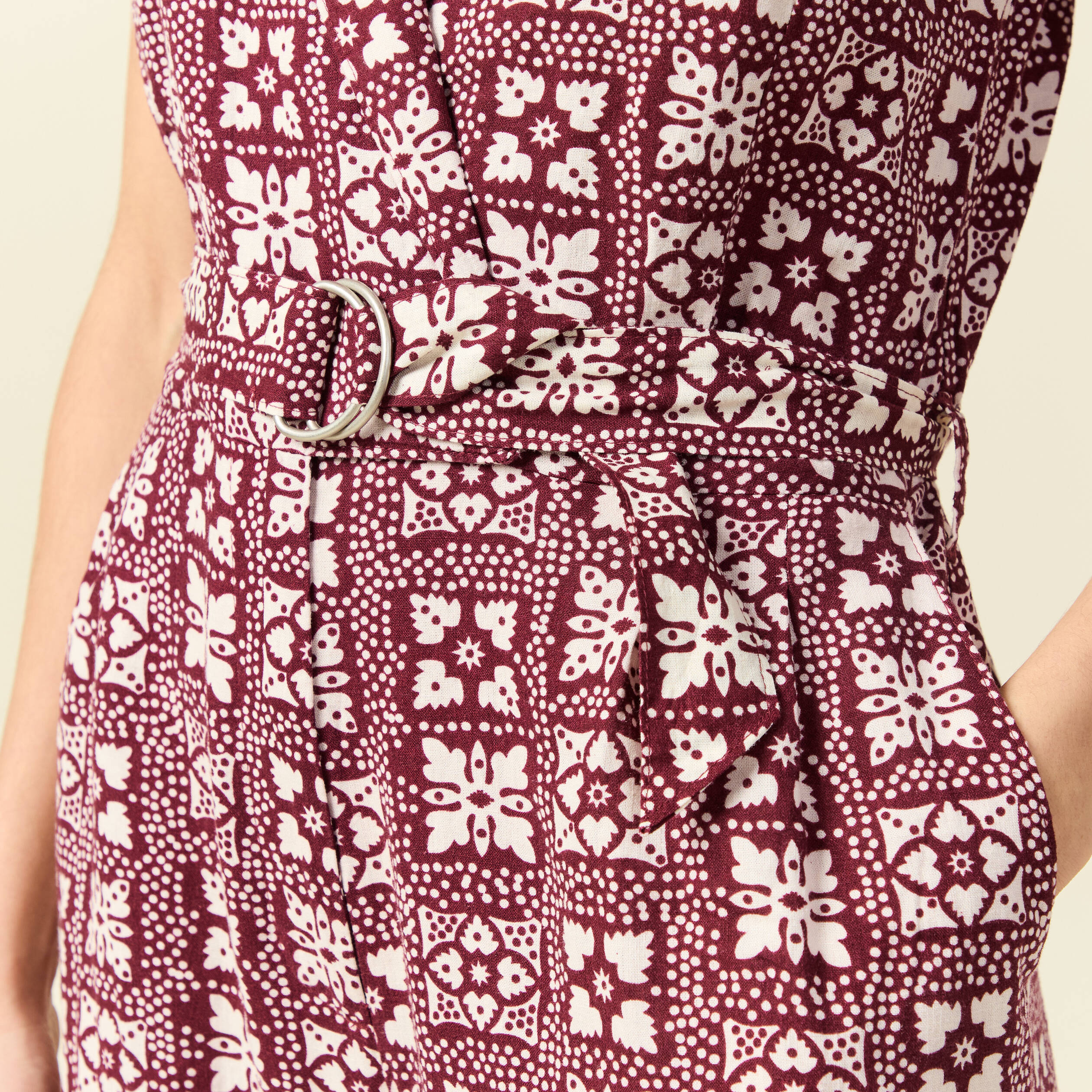 Combinaison salopette sans manches bordeaux femme