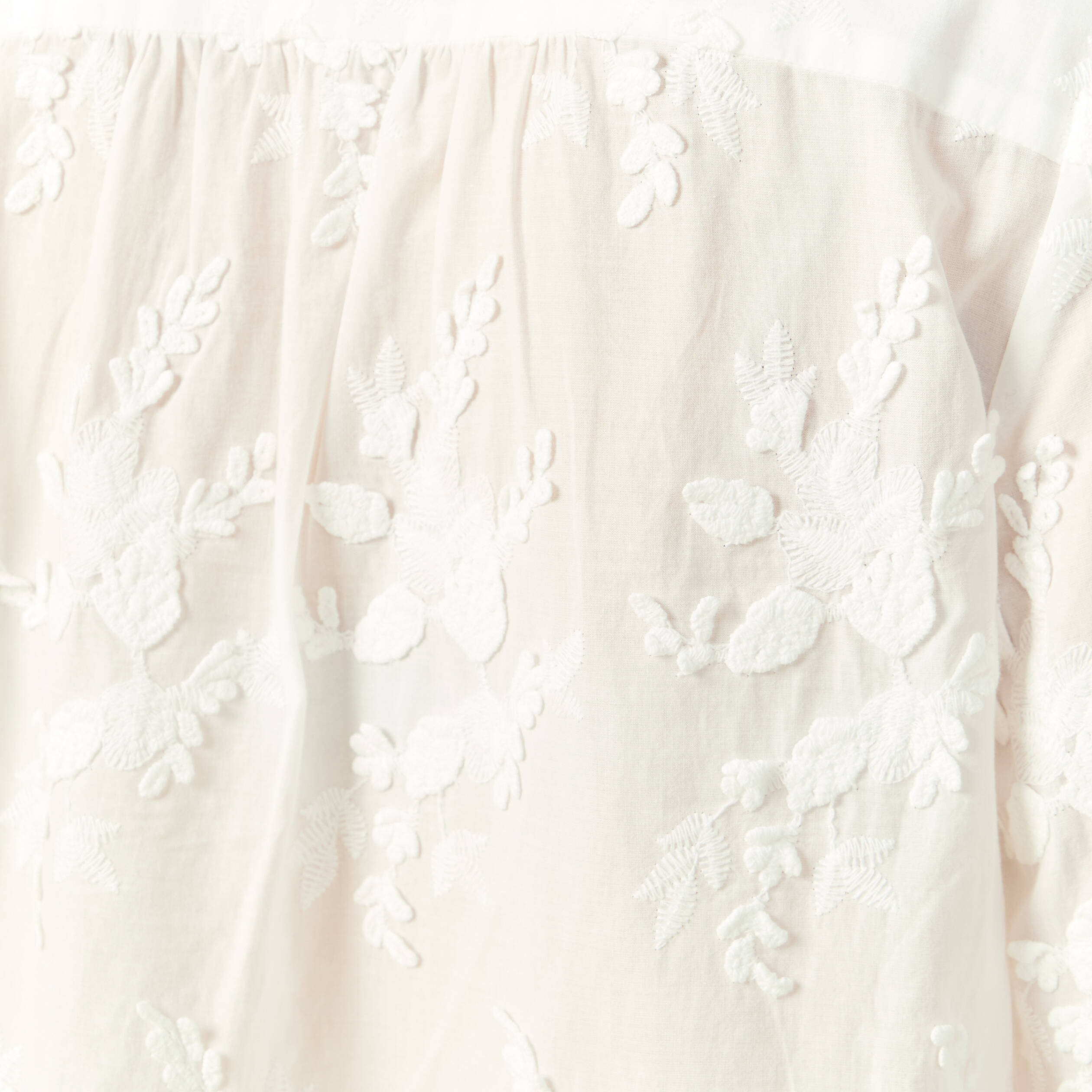Chemise col rond manches longues brod&eacute;e ecru femme