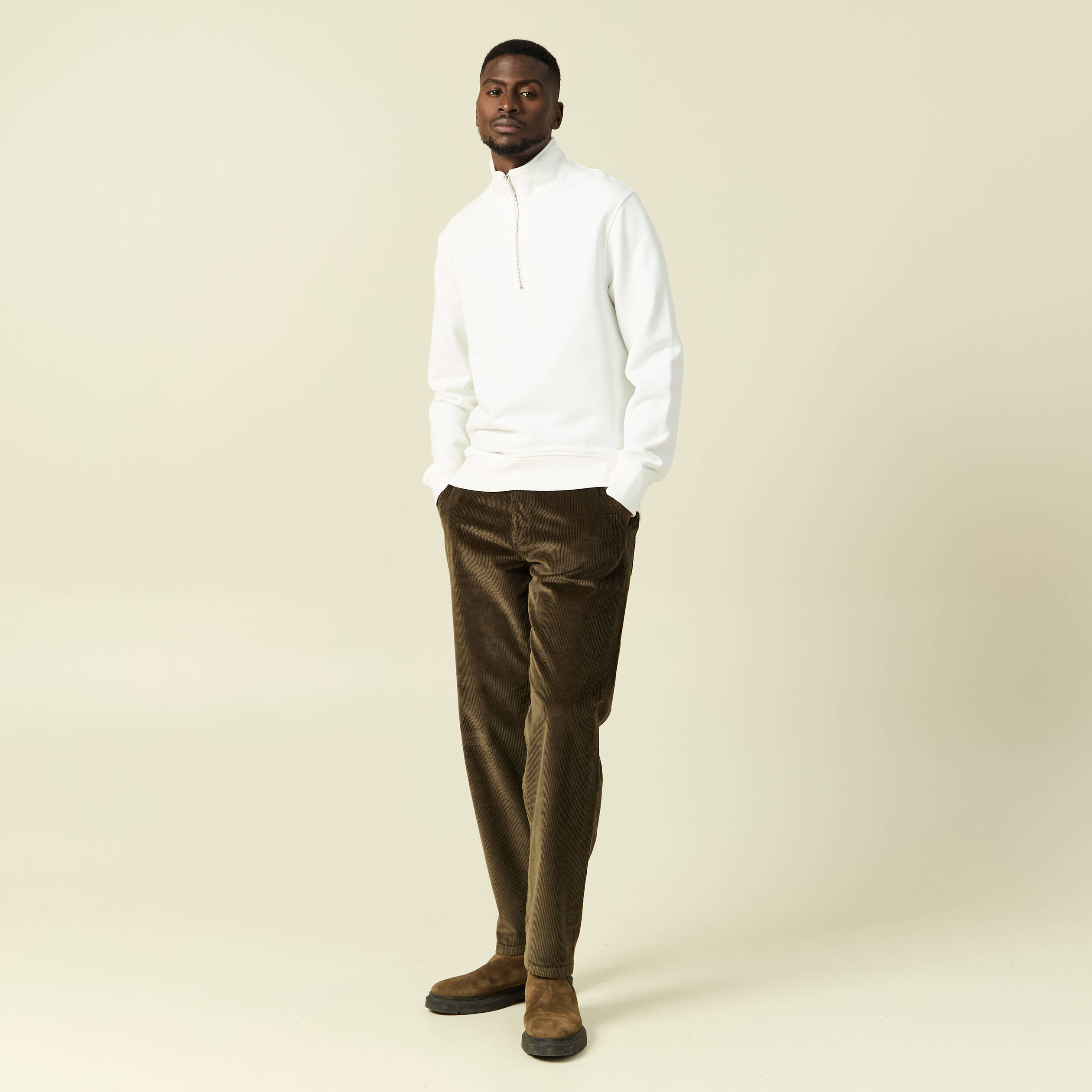 Pantalon droit en velours longueur 32 taupe homme