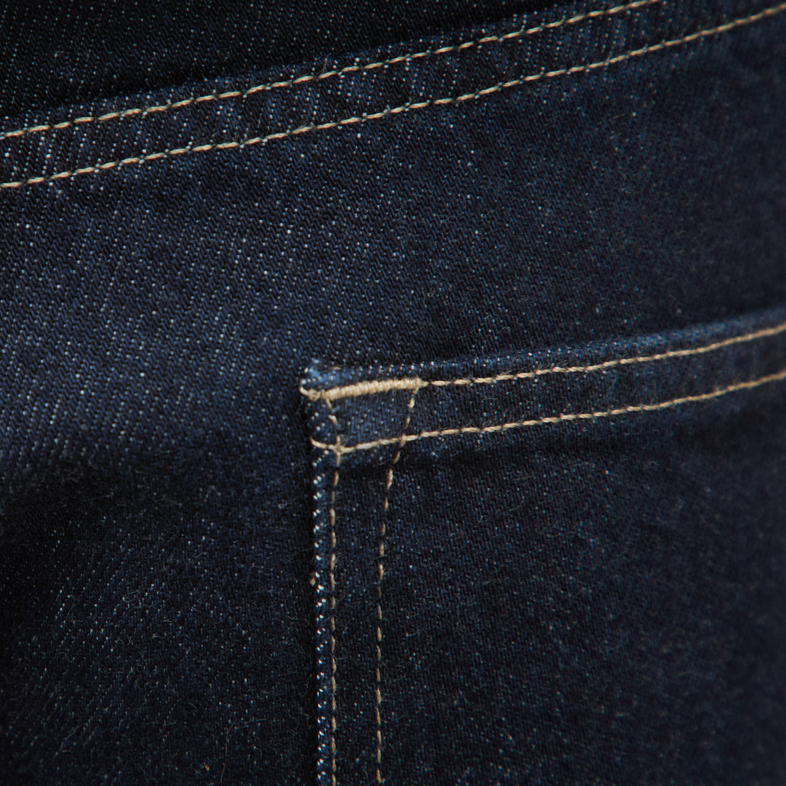 Jeans straight longueur 32 en coton denim brut rinse homme