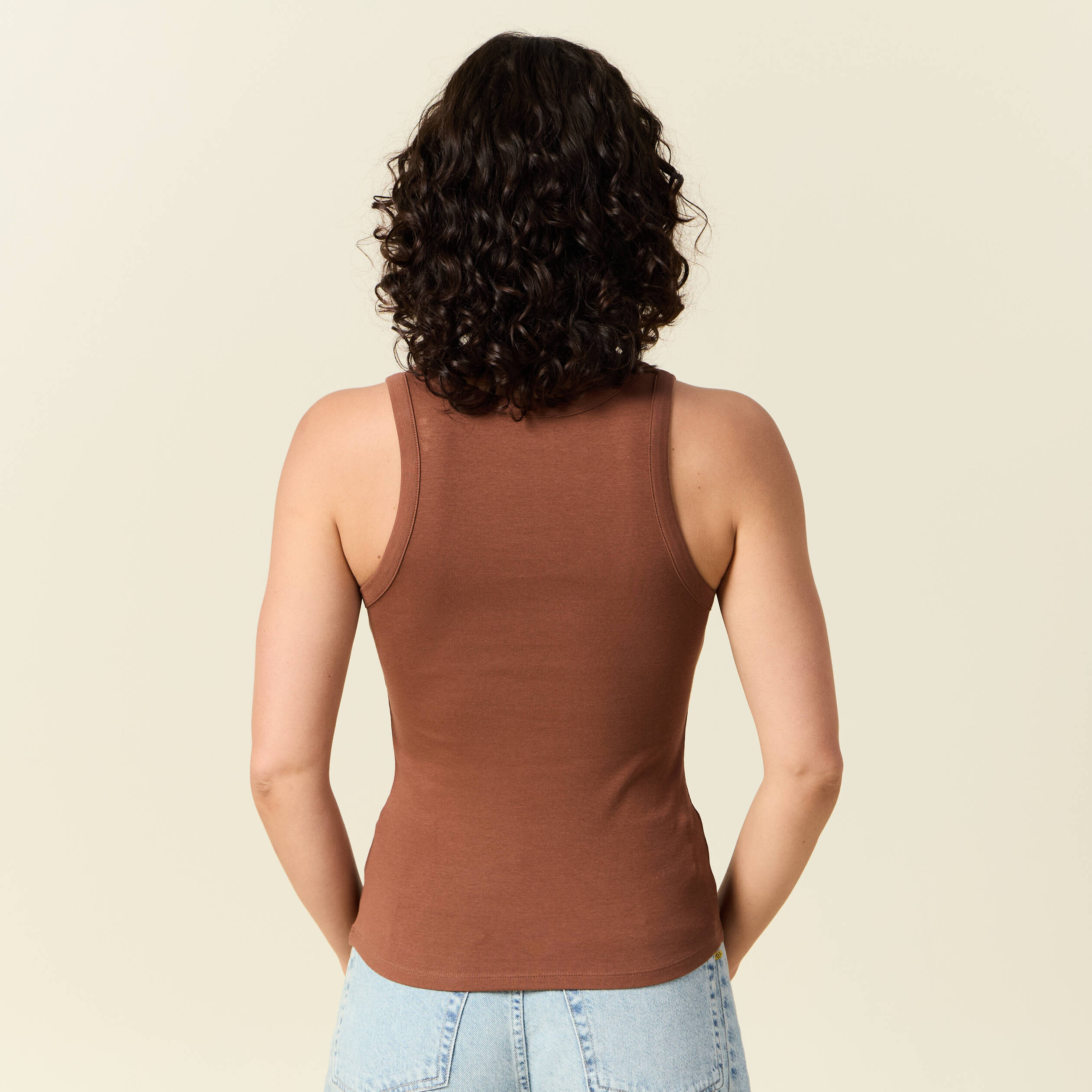 debardeur sans manches marron fonce femme Débardeur sans manches marron foncé femme