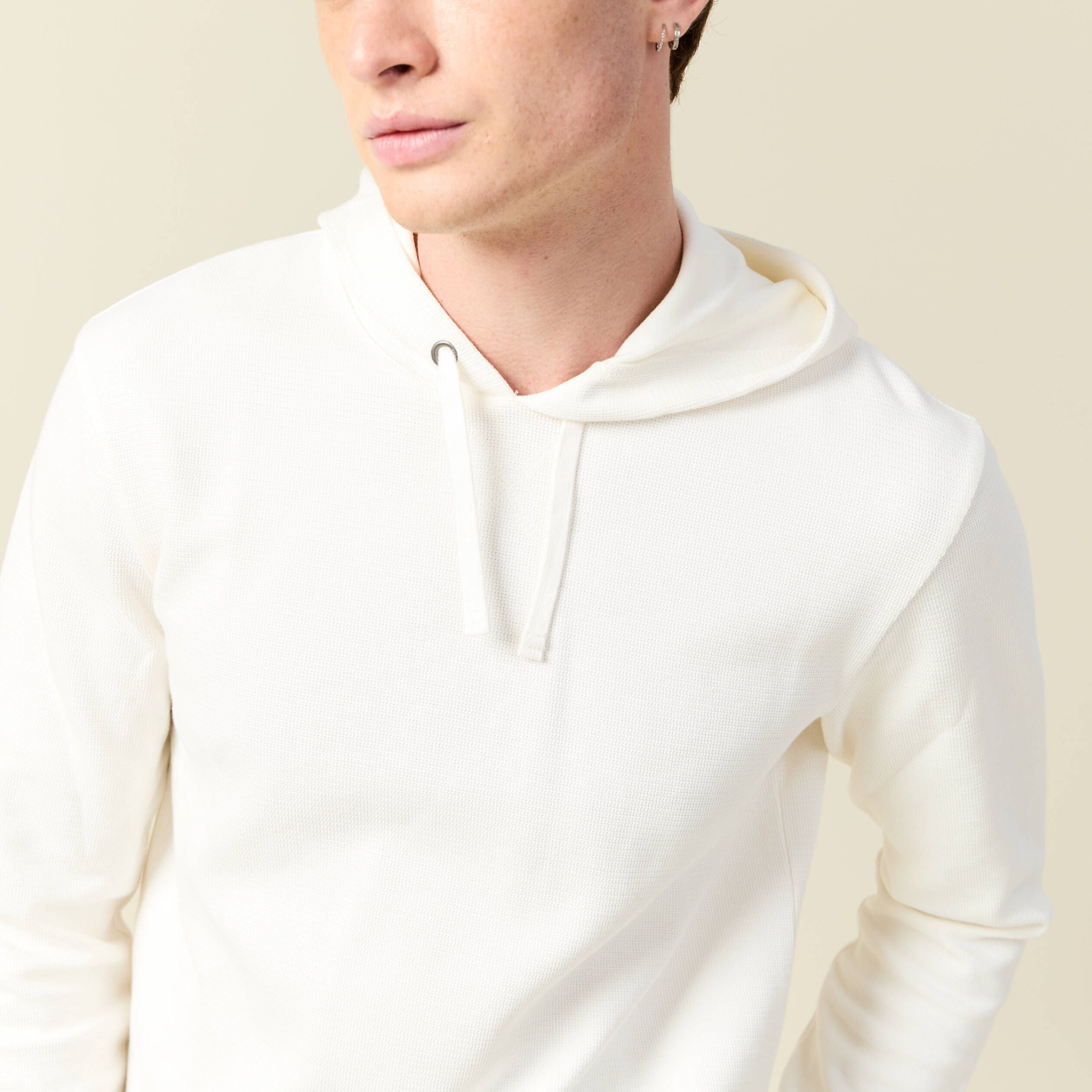 t shirt a capuche ecru homme T-shirt à capuche ecru homme