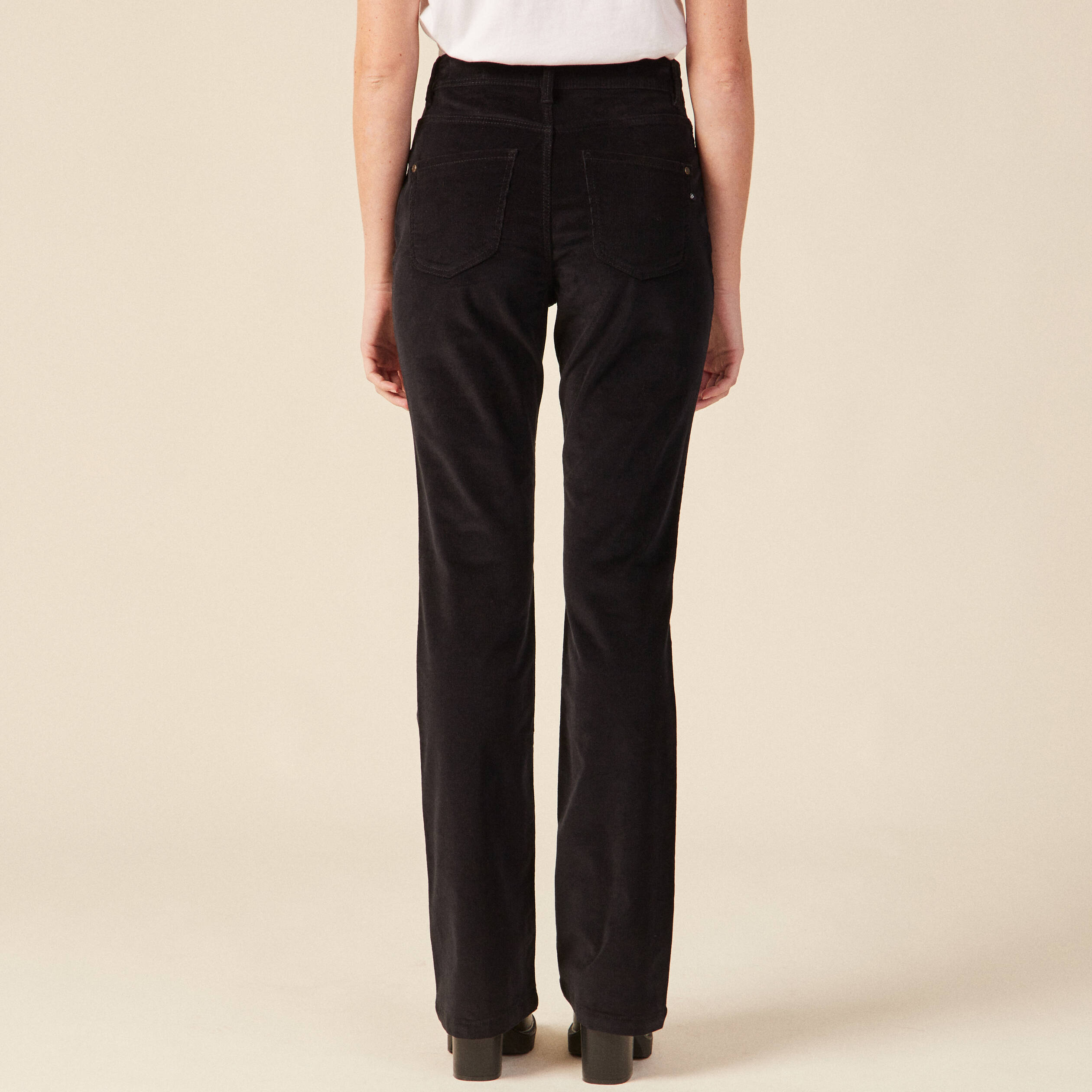 pantalon bootcut velours noir femme Pantalon bootcut velours noir femme