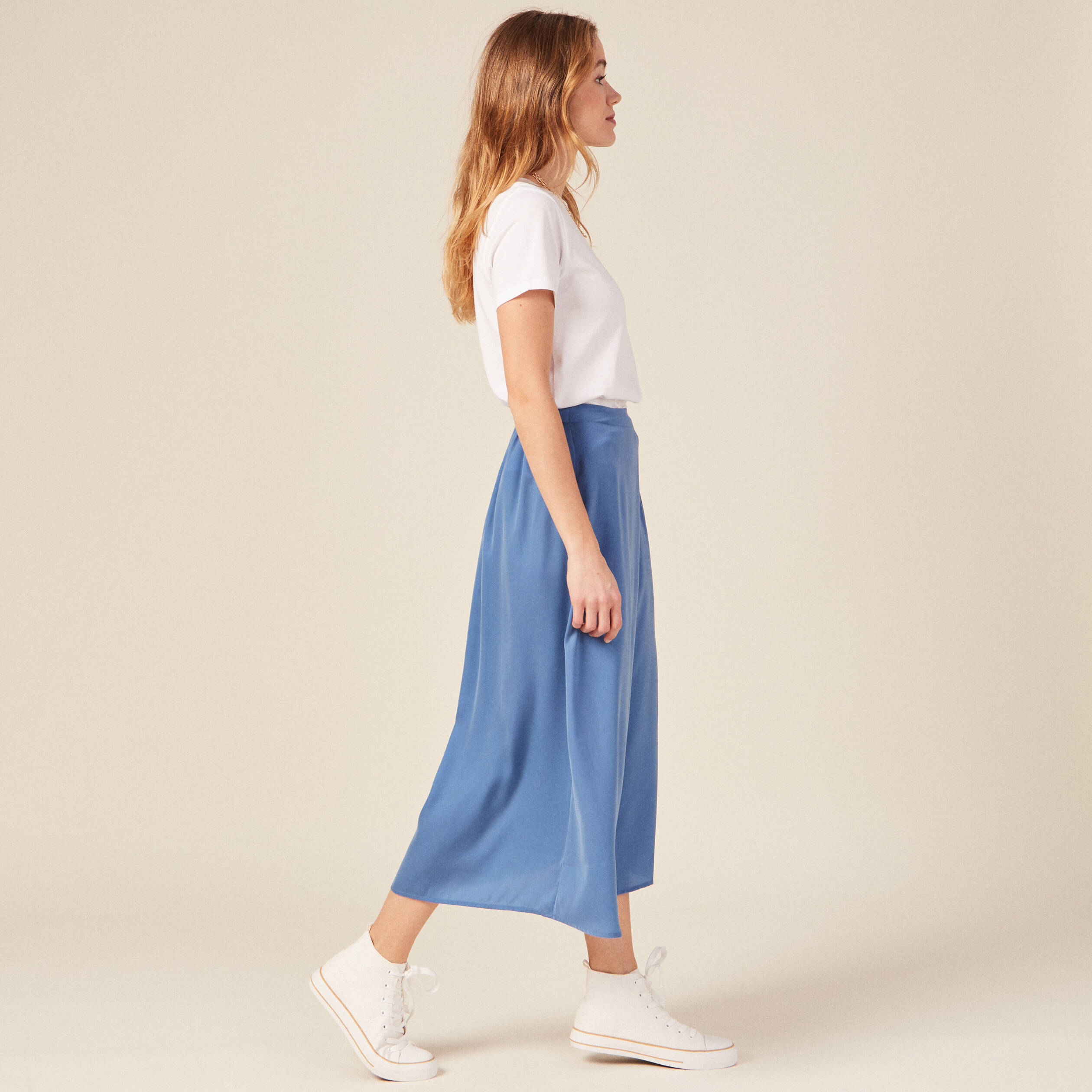 jupe longue evasee satin bleu femme Jupe longue évasée satin bleu femme