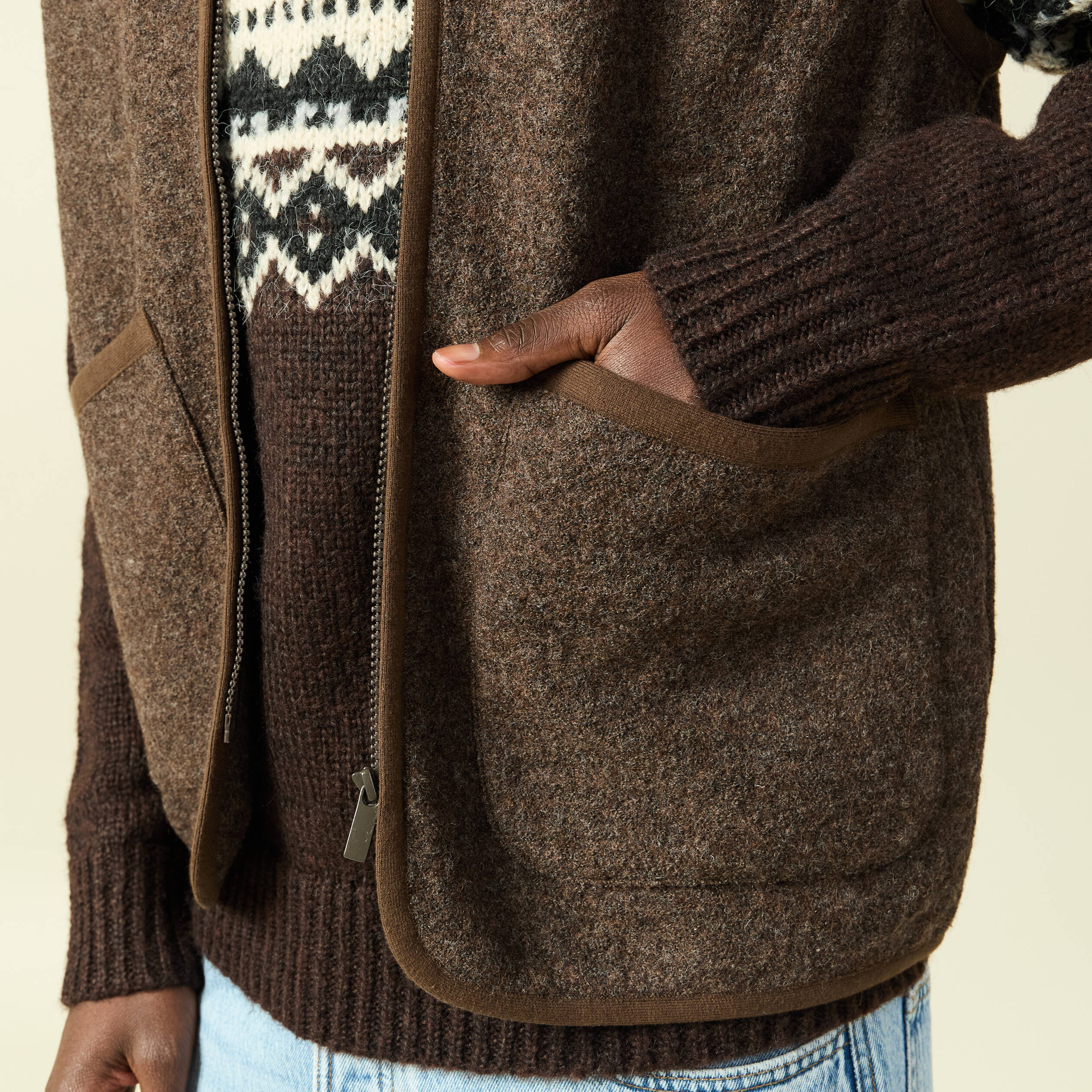 Gilet droit court sans manches marron fonc&eacute; homme