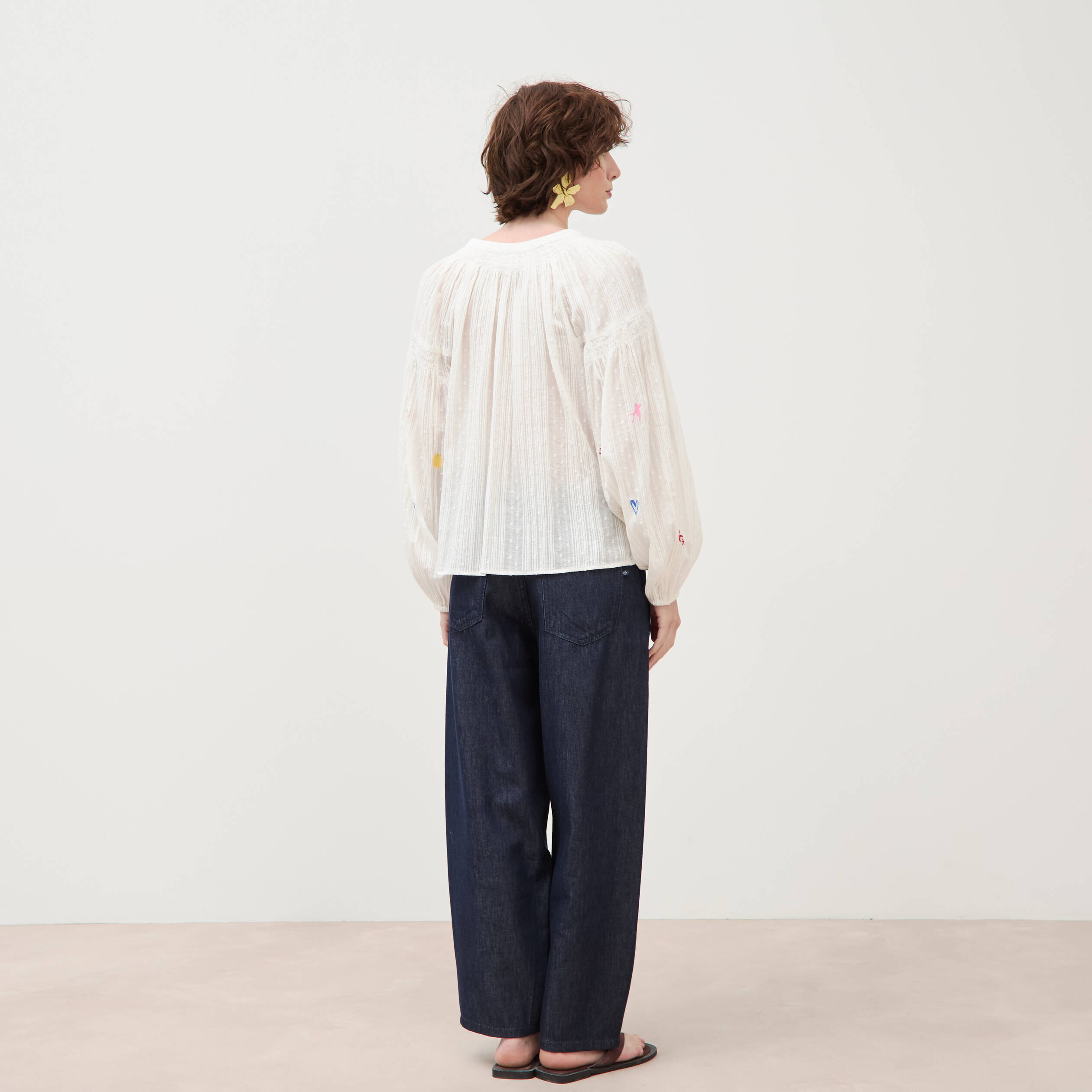 Blouse ample col mao manches longues ecru femme