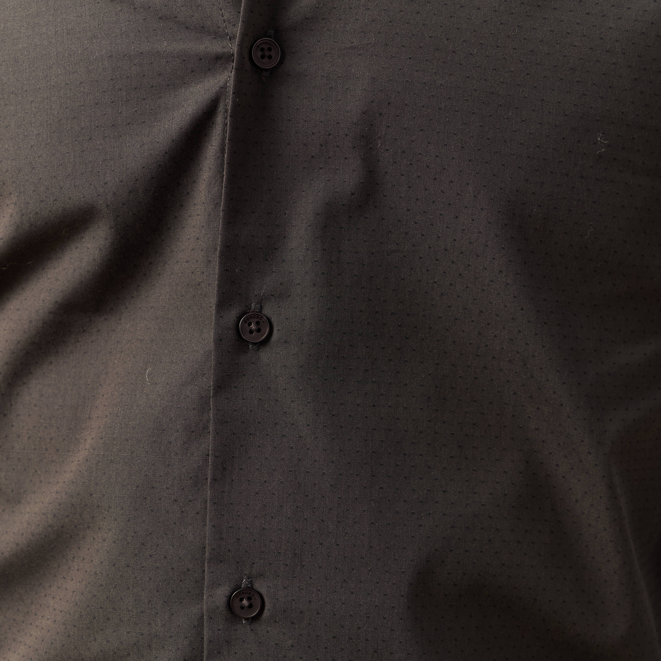 Chemise cintr&eacute;e en coton manches longues gris fonc&eacute; homme
