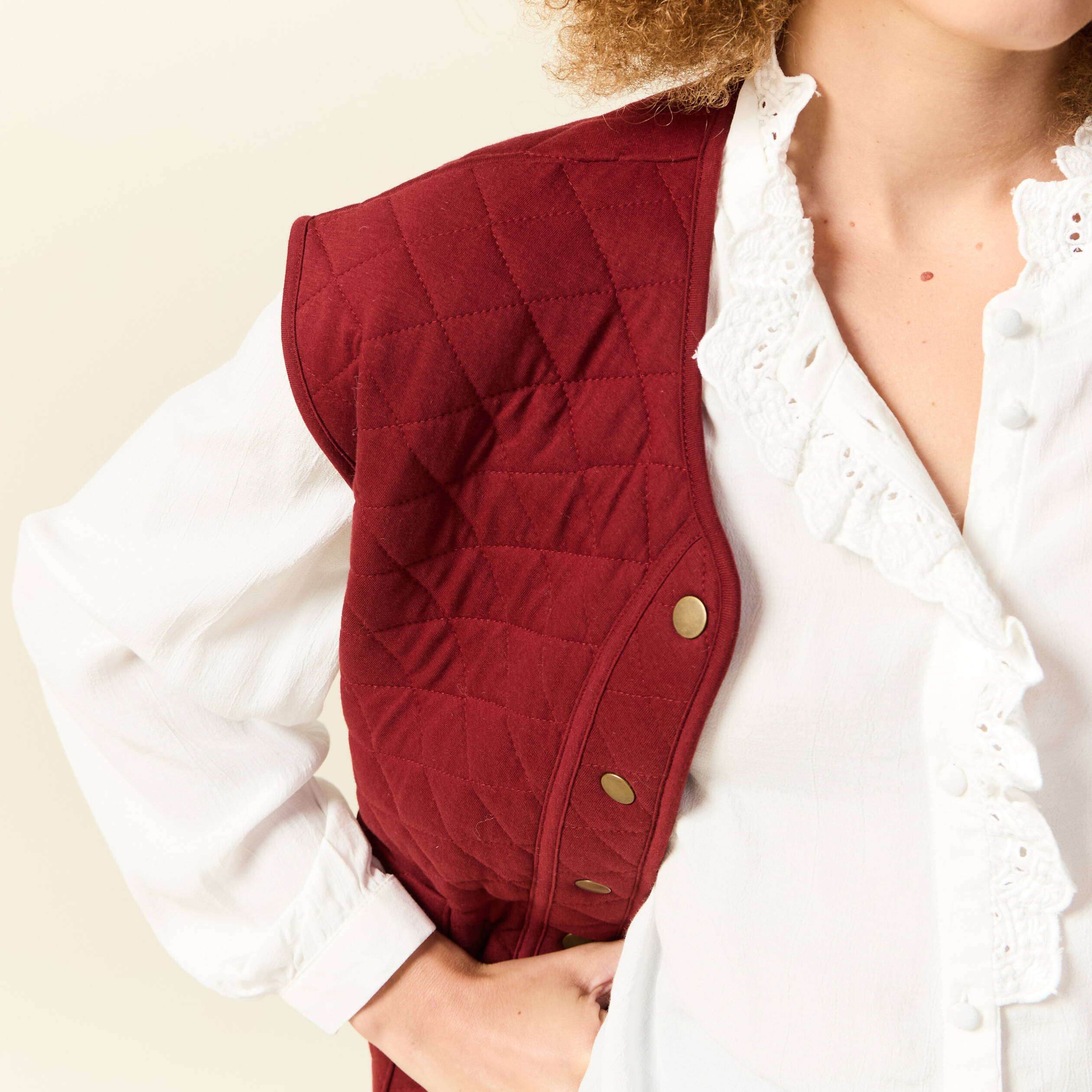 gilet sans manches rouge fonce femme Gilet sans manches rouge foncé femme