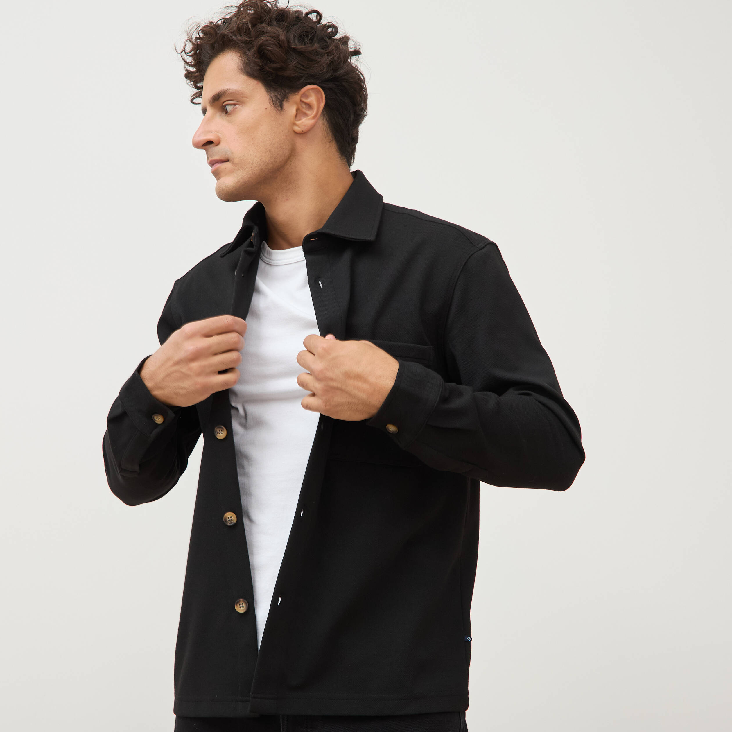 Surchemise droite col am&eacute;ricain noir homme