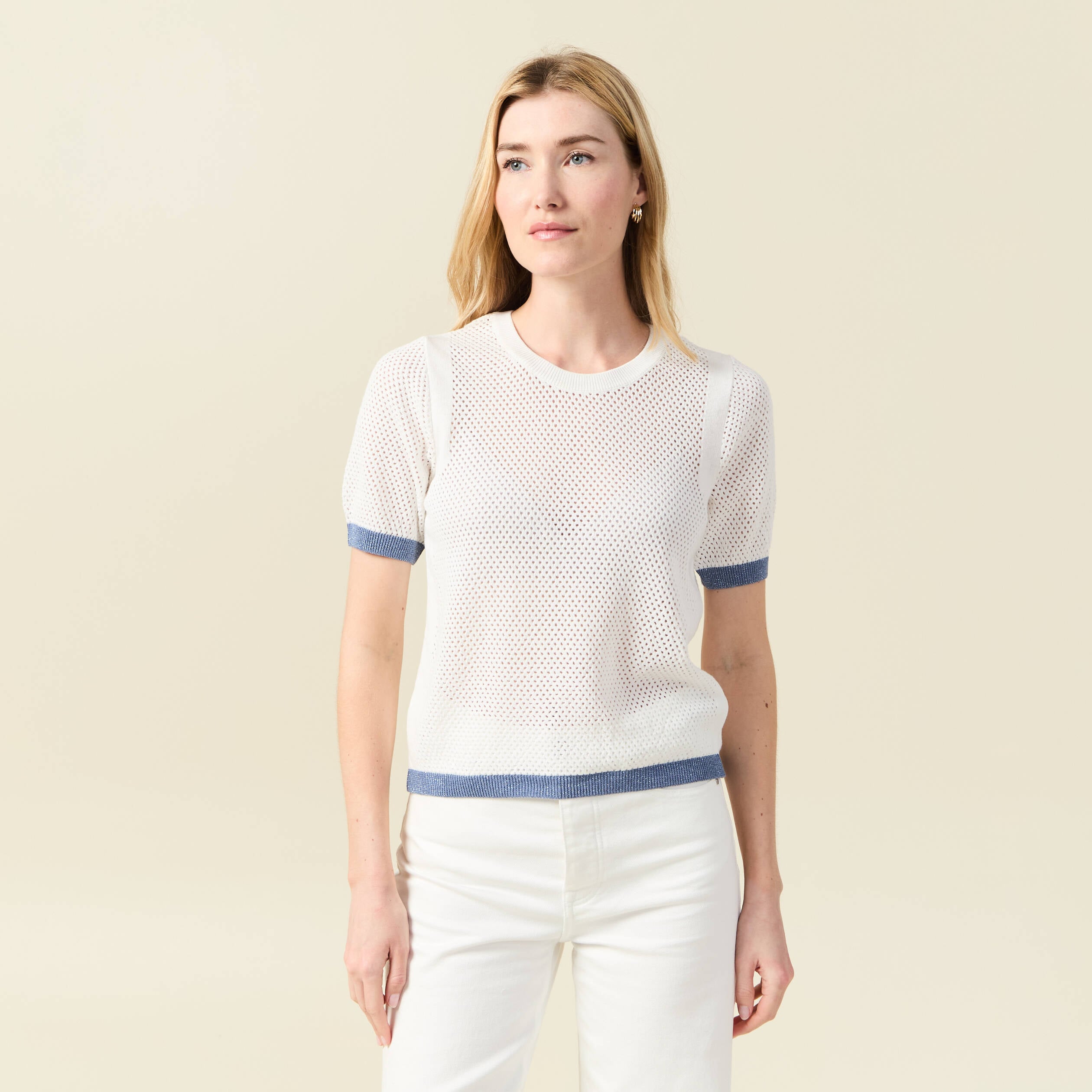 Pull manches courtes ajour&eacute; ecru femme