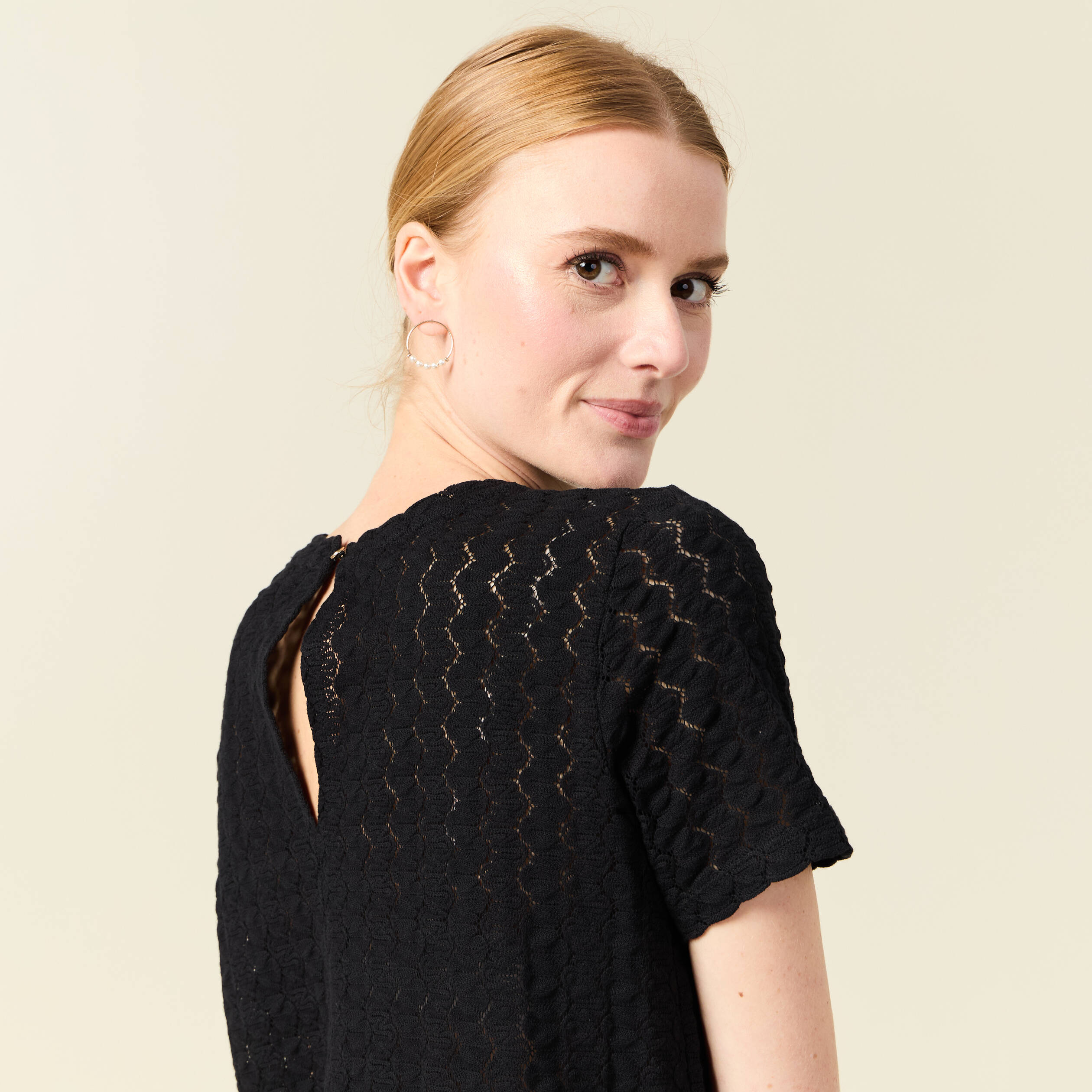 t shirt manches courtes noir femme T-shirt manches courtes noir femme