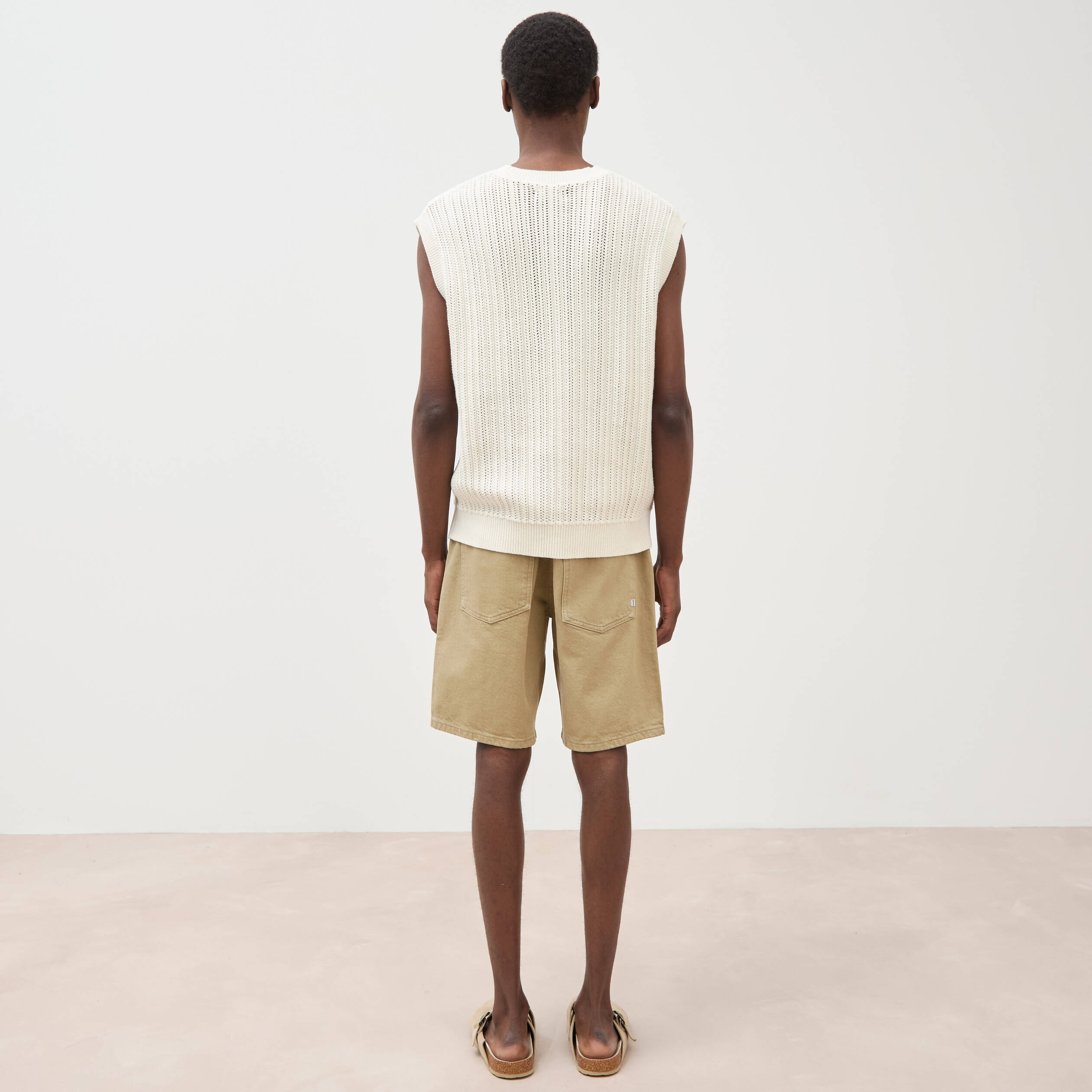 Pull sans manches col rond en coton ecru homme