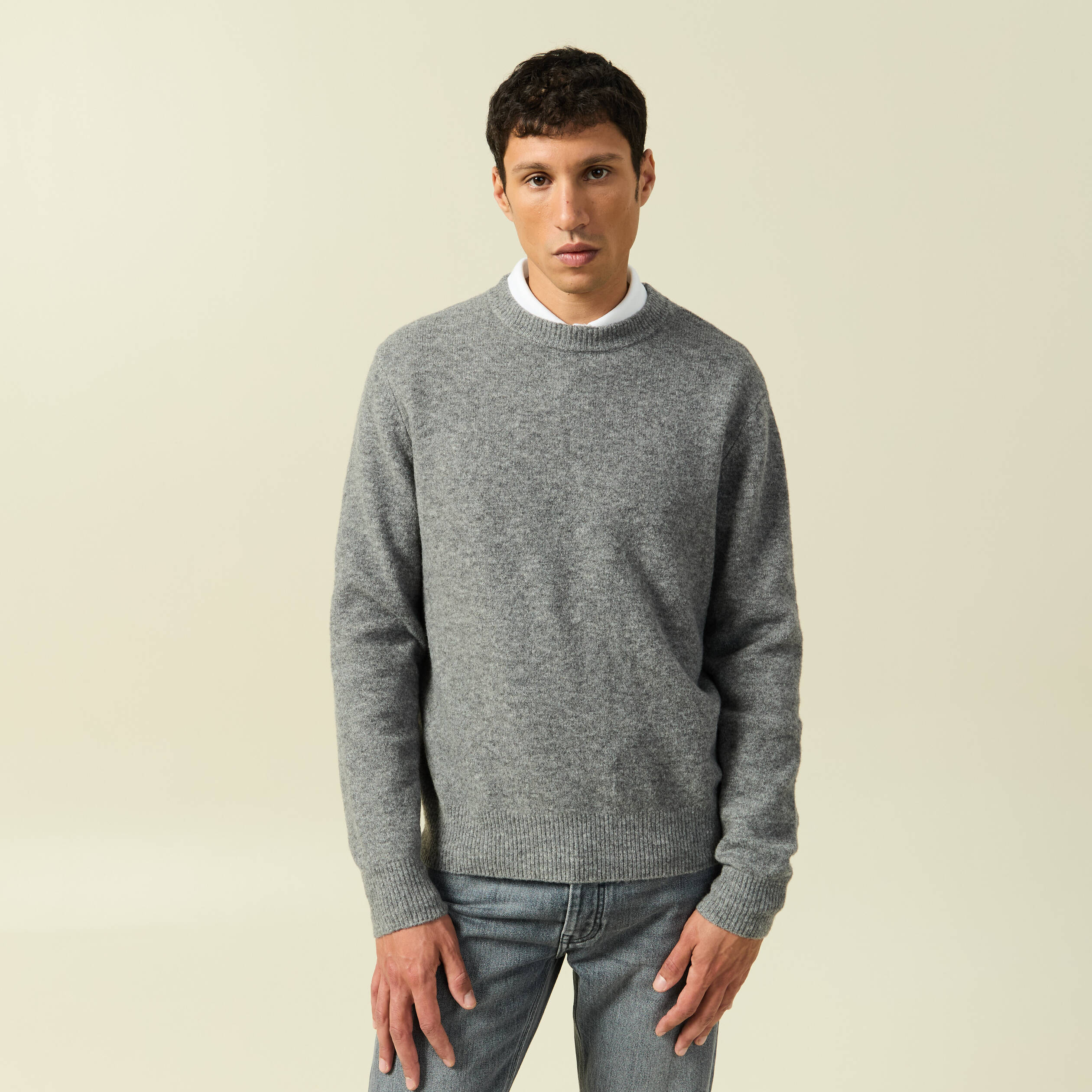 Pull manches longues col rond gris homme