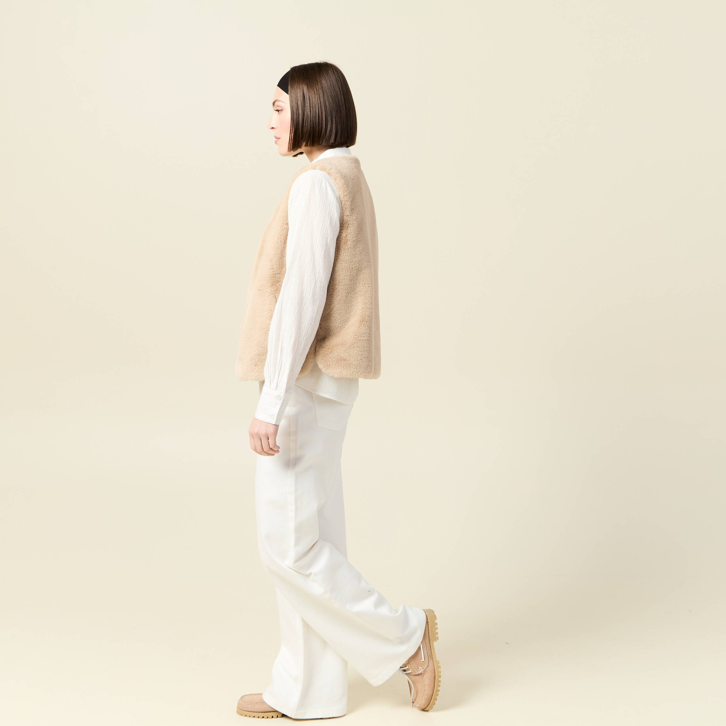 Gilet sans manches doubl&eacute; beige femme