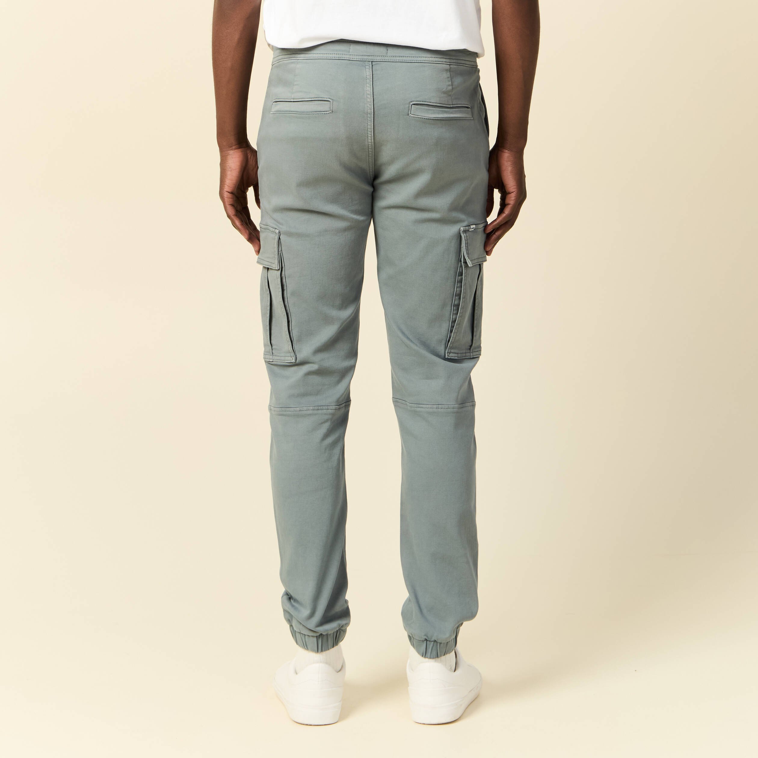 pantalon battle bas resserre bleu gris homme Pantalon battle bas resserré bleu gris homme