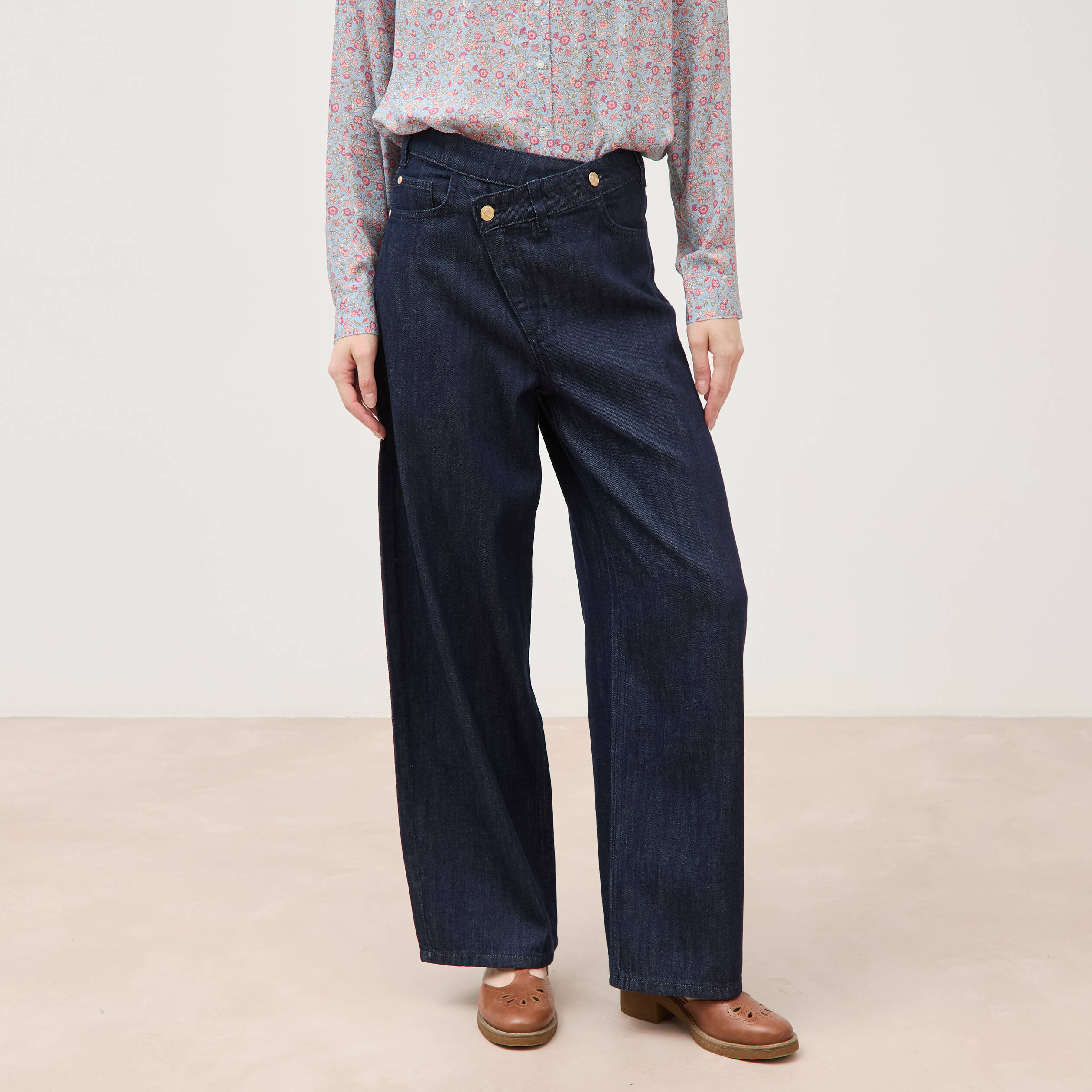 Jeans slouchy ceinture taille standard denim brut rinse femme