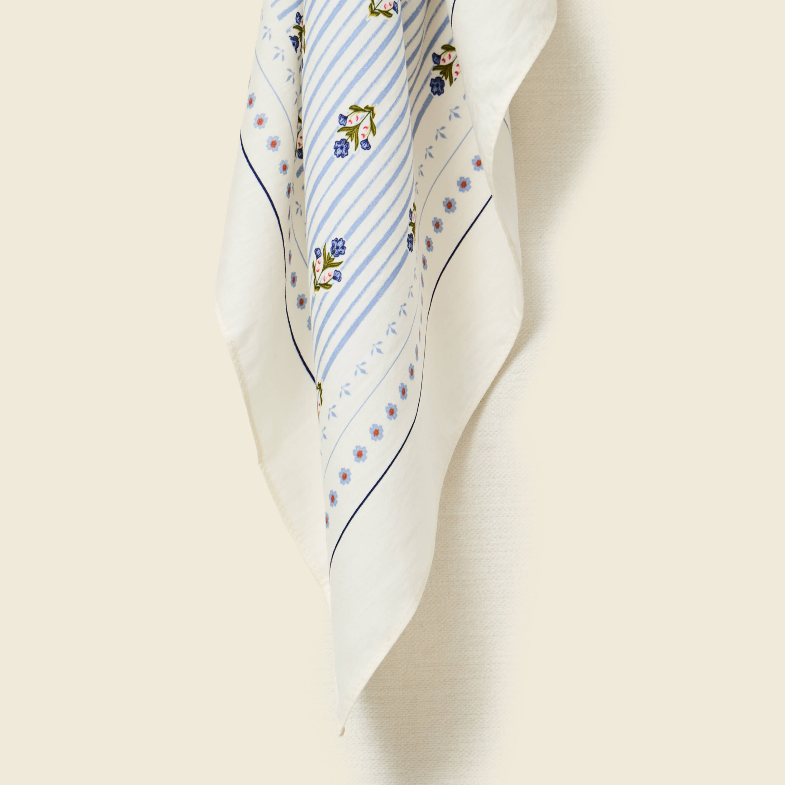 Foulard &agrave; motifs ivoire femme
