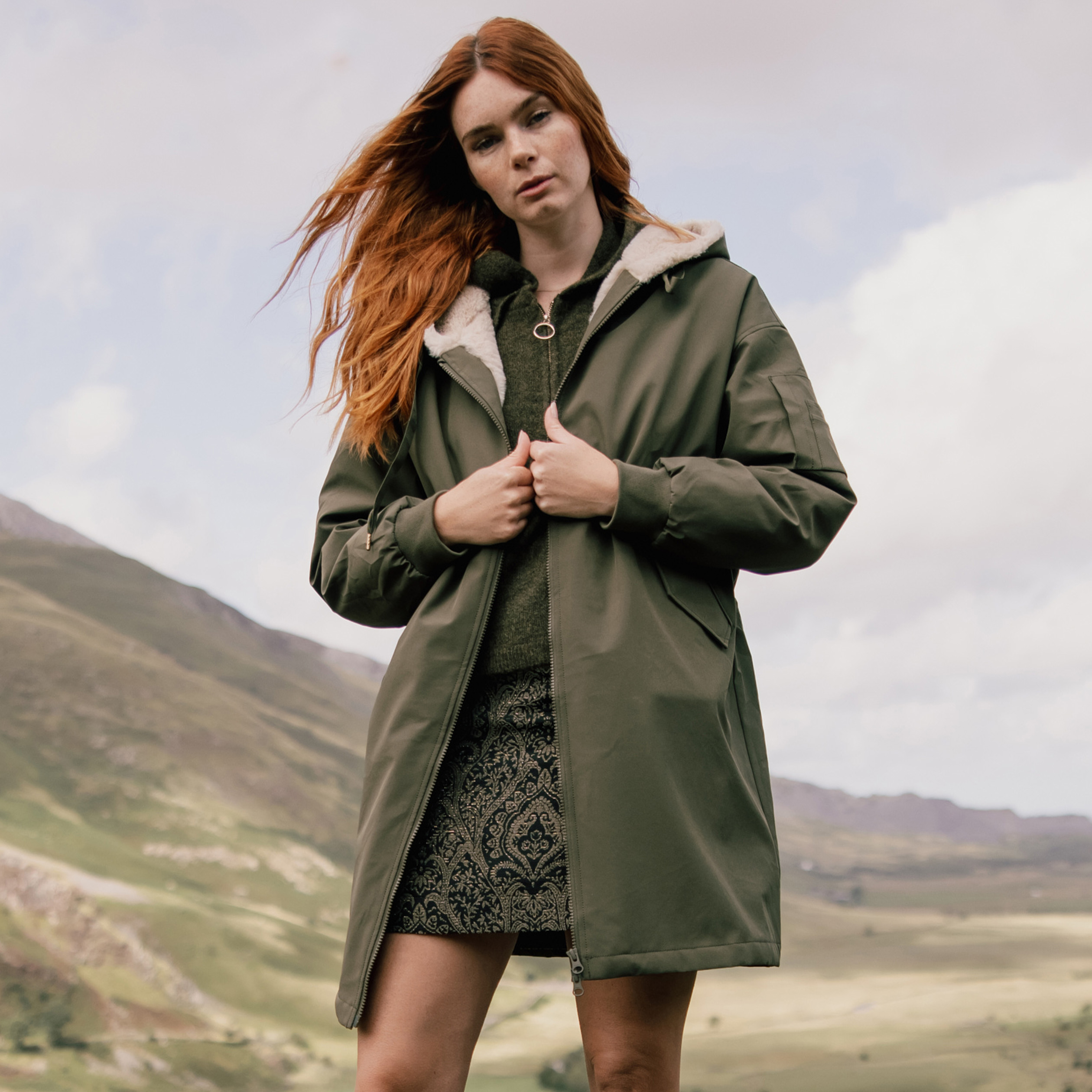 Parka oversize mi-longue à capuche vert kaki femme Bonobo