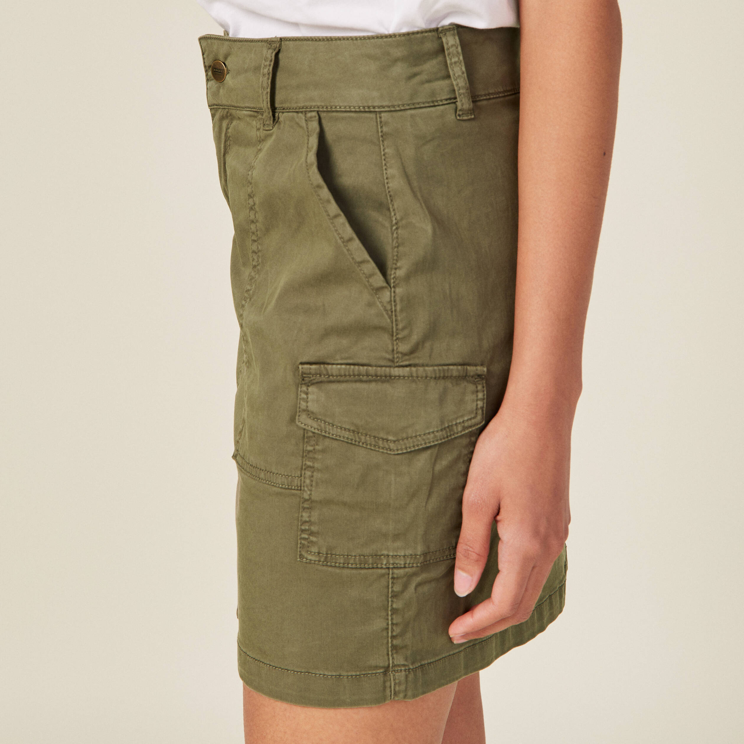 jupe droite avec poches vert kaki femme Jupe droite avec poches vert kaki femme